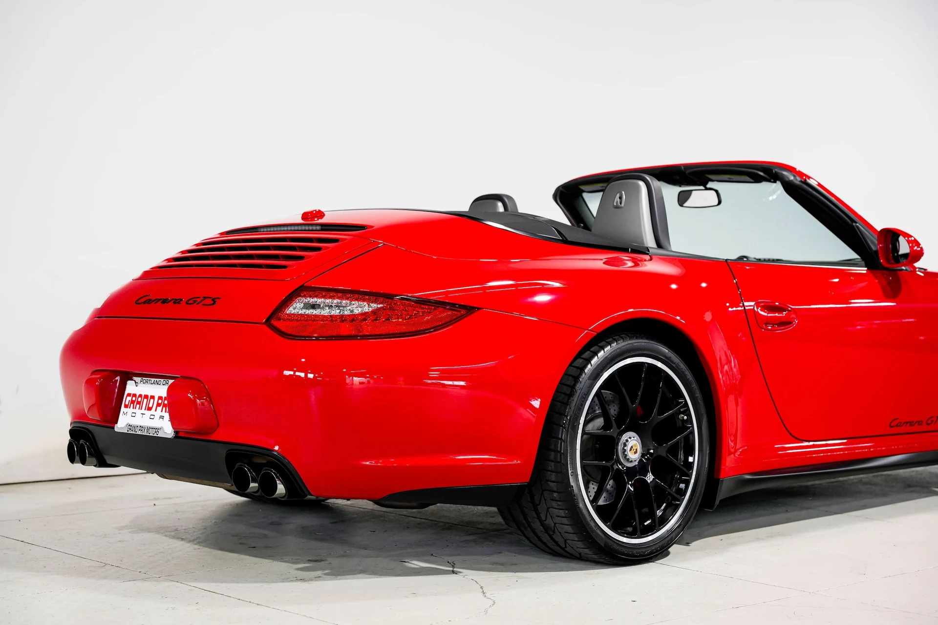 mph033_3395703133_5758964fb0172b4ce3706cbfccee5b75x_319fb920d6