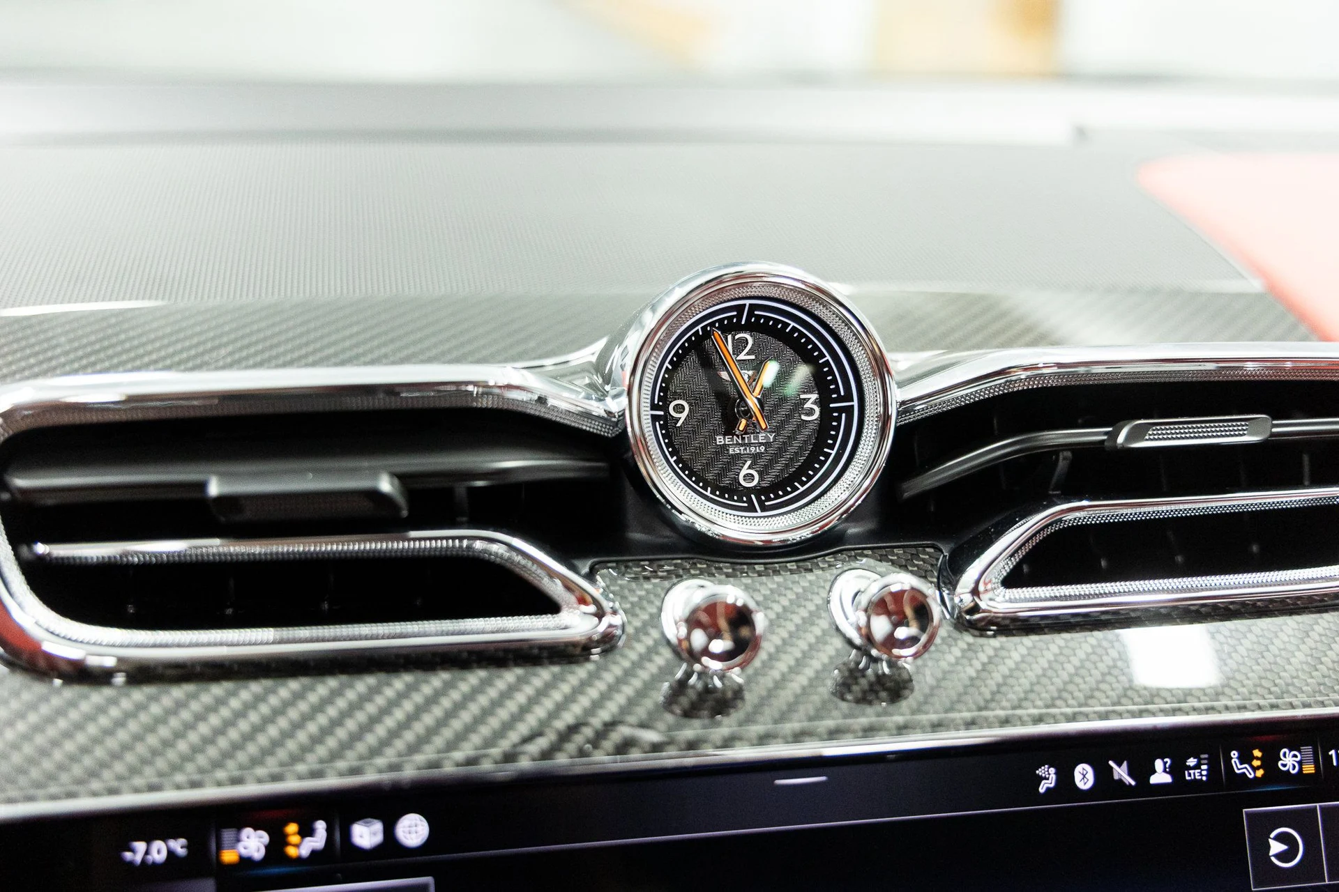 mph033_3400253739_4106b8a35c31b6c6d4897628e1a56bc5x_5bc3eef84e