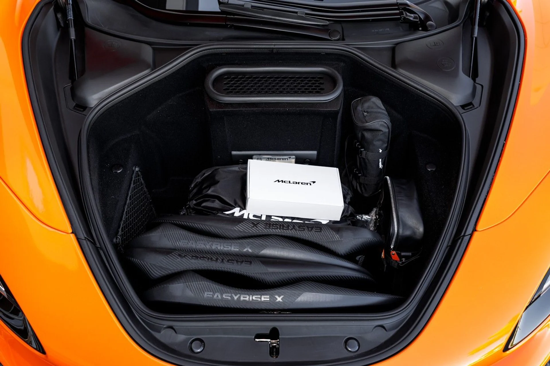 mph033_3402665946_612_p34_l_f969f5f6ce