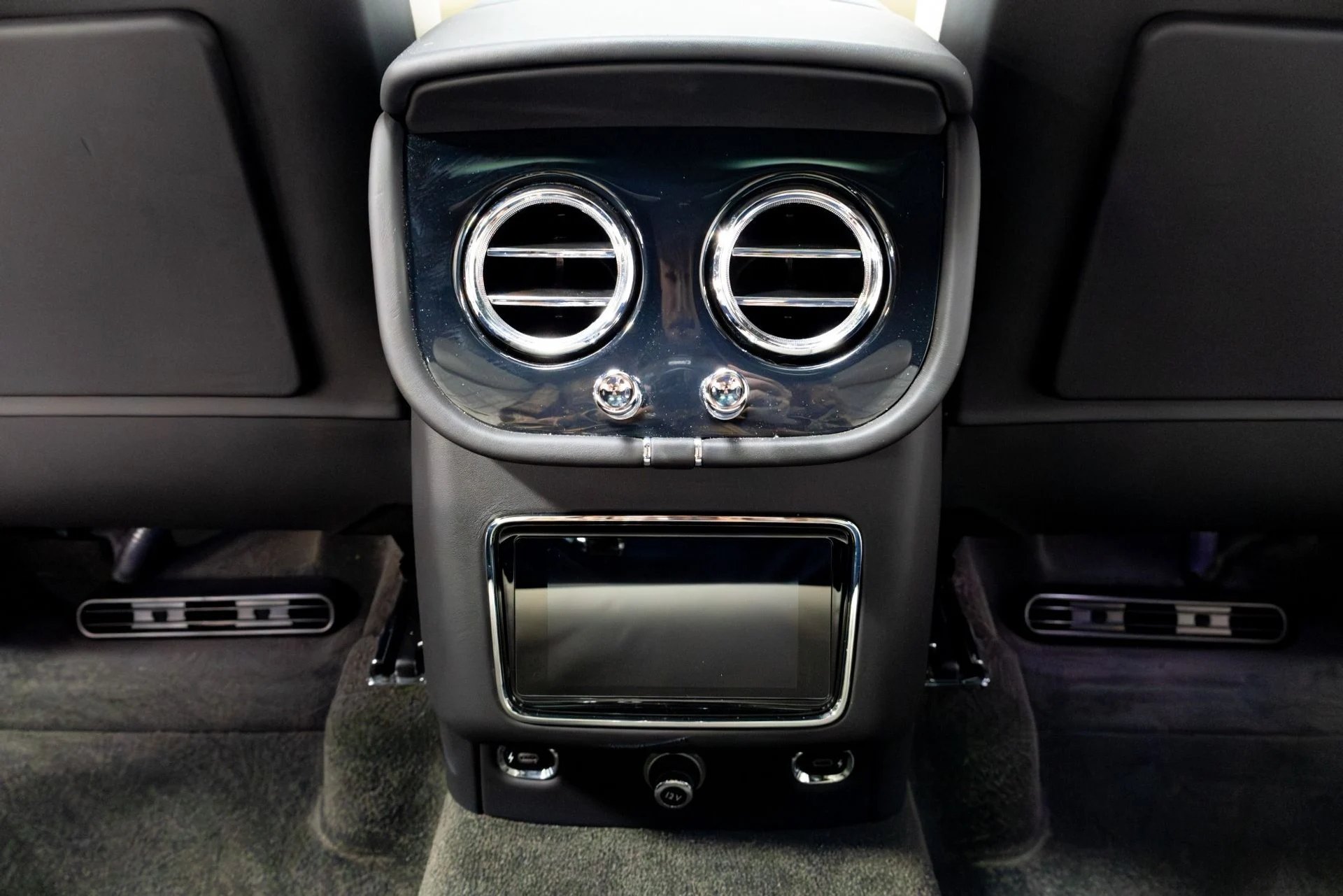 mph033_3405239255_Used_2021_Bentley_Bentayga_V8_First_Edition_1774291657_136e6ccd4d