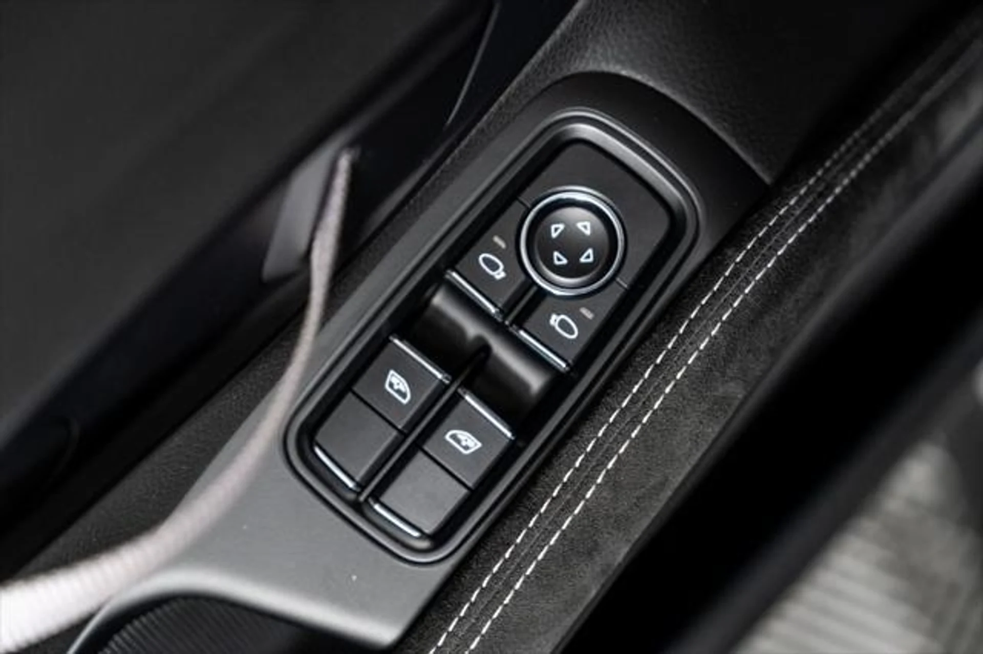 mph033_3406903697_bz_C8t_VEU_Nt_Kuv_Ypcc_Q_Qp_w2dh_M_ae421a6b9d