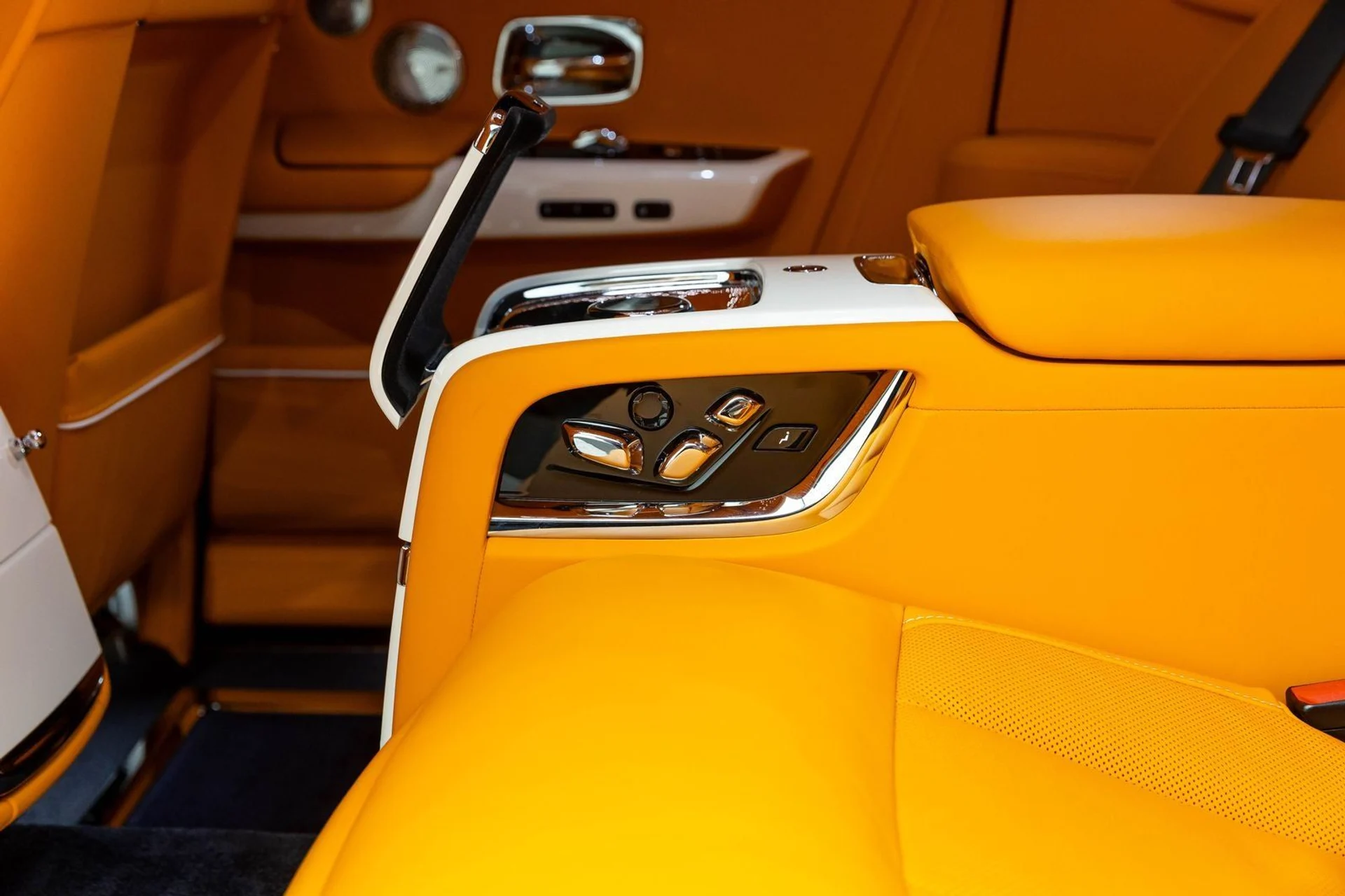 mph033_3408796304_34_3fb5039f6a