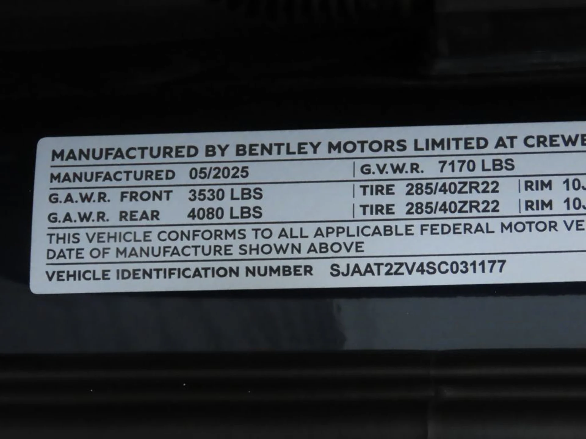 mph033_3411508645_new_2025_bentley_bentayga_v8awd_8119_22910535_34_1024_932f264c9b