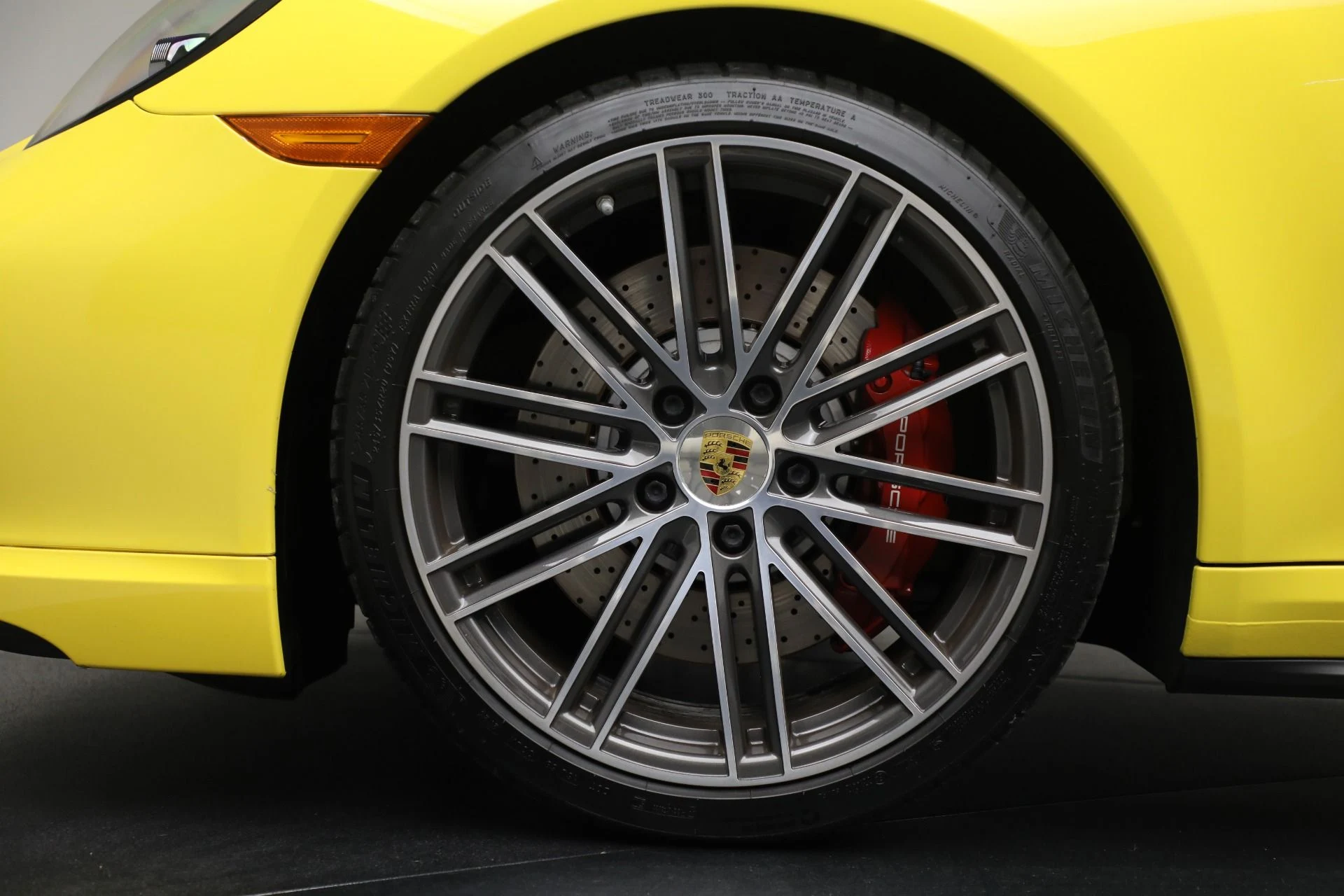 mph033_3414270893_Used_2017_Porsche_911_Turbo_Cabriolet_83fb085faa