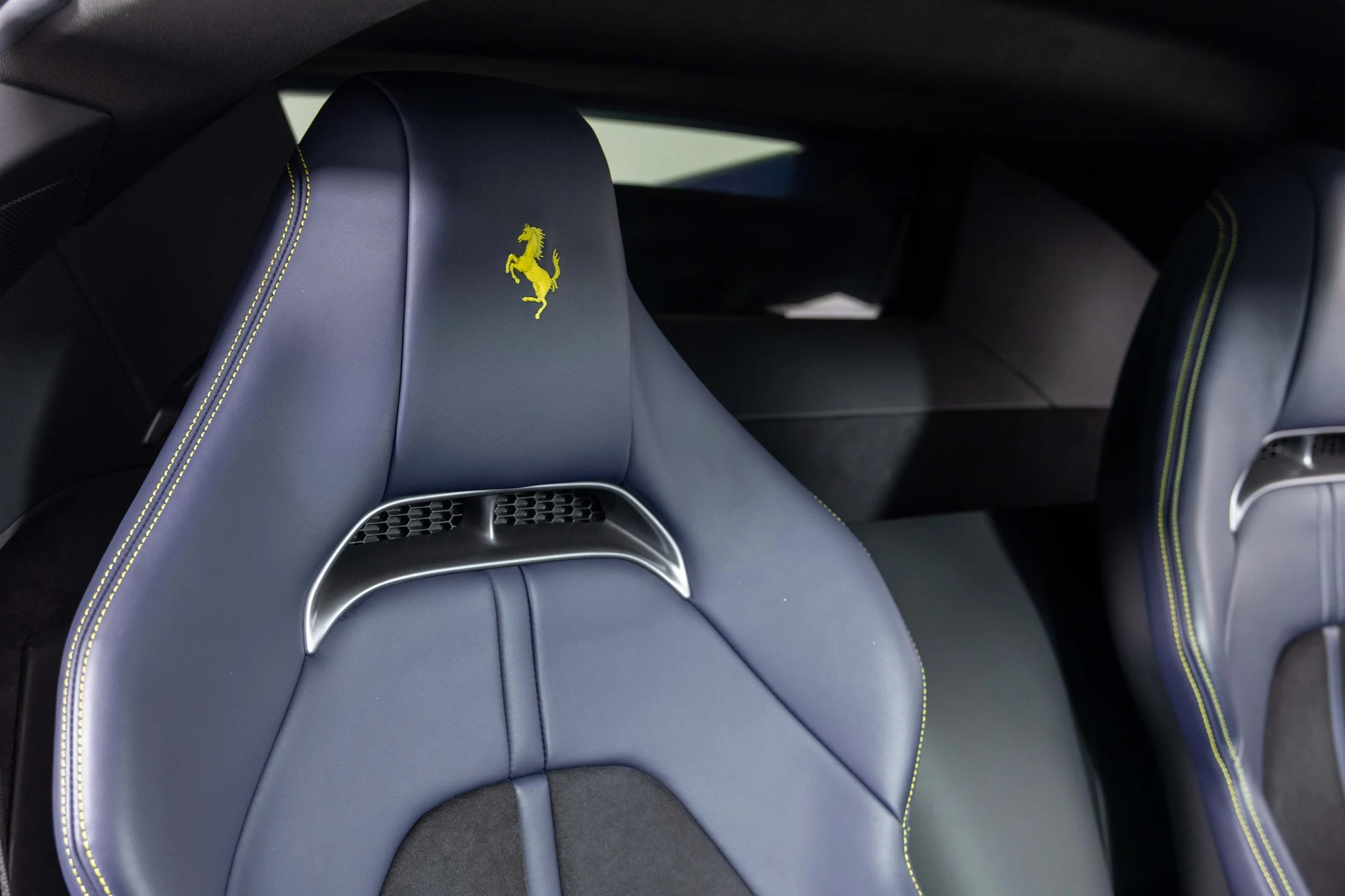 mph033_3414305924_e515de4a6d6a2ace9fe900148cd41426_50950c65a0