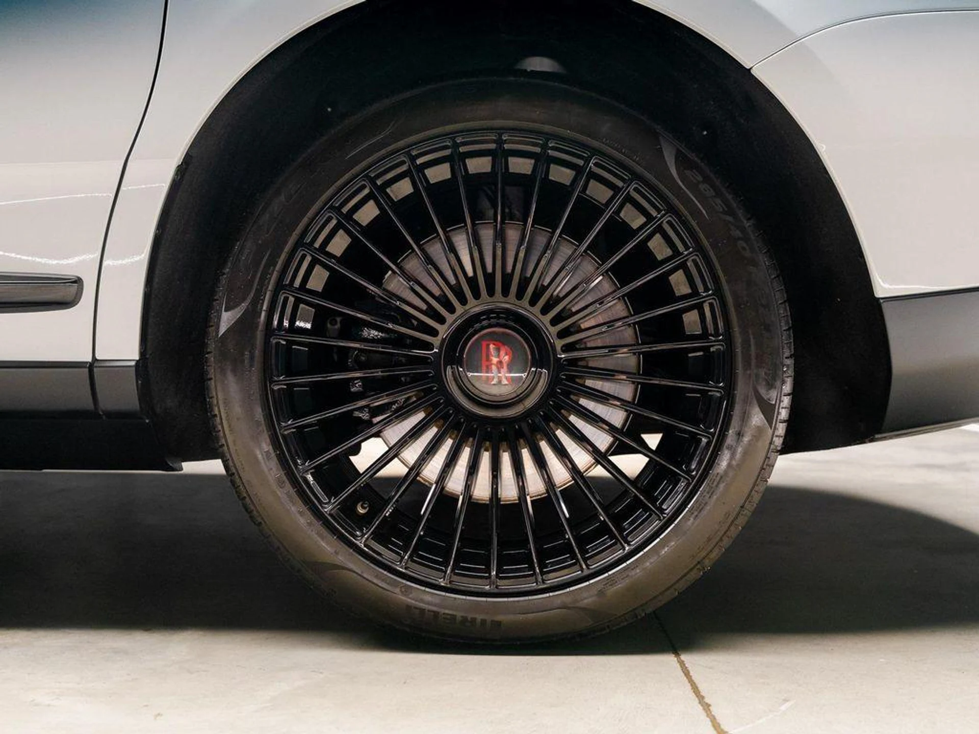 mph033_341700586_L_Mi_Uvo_Kb_Ym0_Dl_Bv_H0psvz_O8howw_08d25bfaae