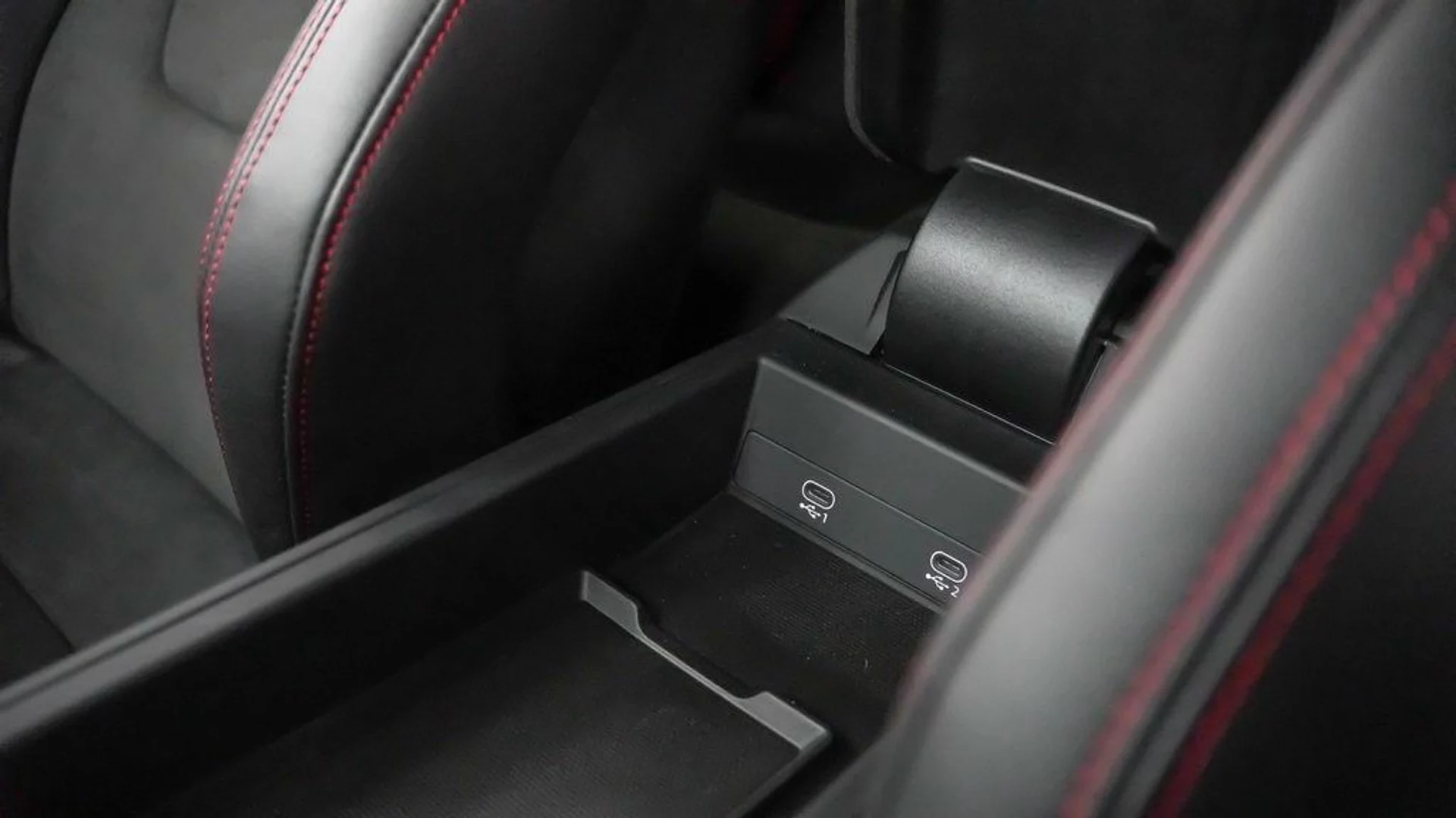 mph033_3418142903_882a013977a1f1d48f8adf593f3438a7x_a825ec5b76