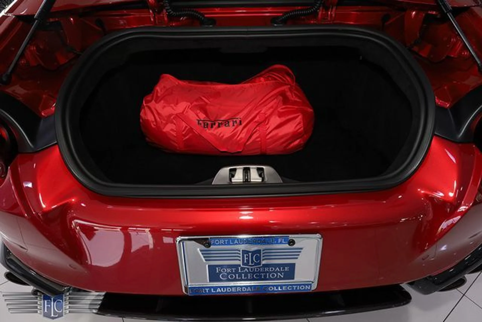 mph033_3420290870_used_2021_ferrari_812_gts_convertible_6305_23078569_38_640_8beb930e93