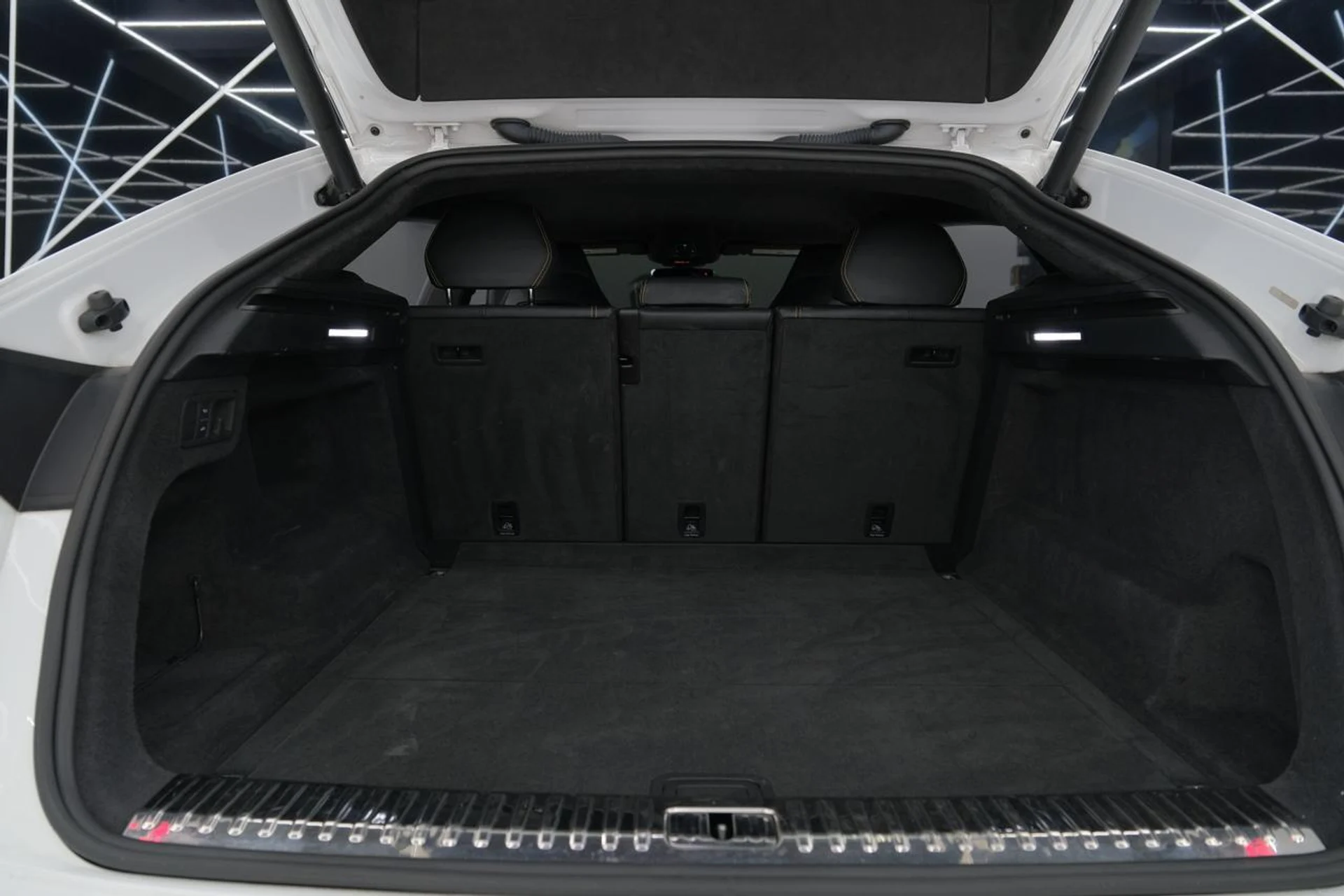 mph033_3425273627_c154339ddfa91a1446e125fb505635dc_3f555573b9