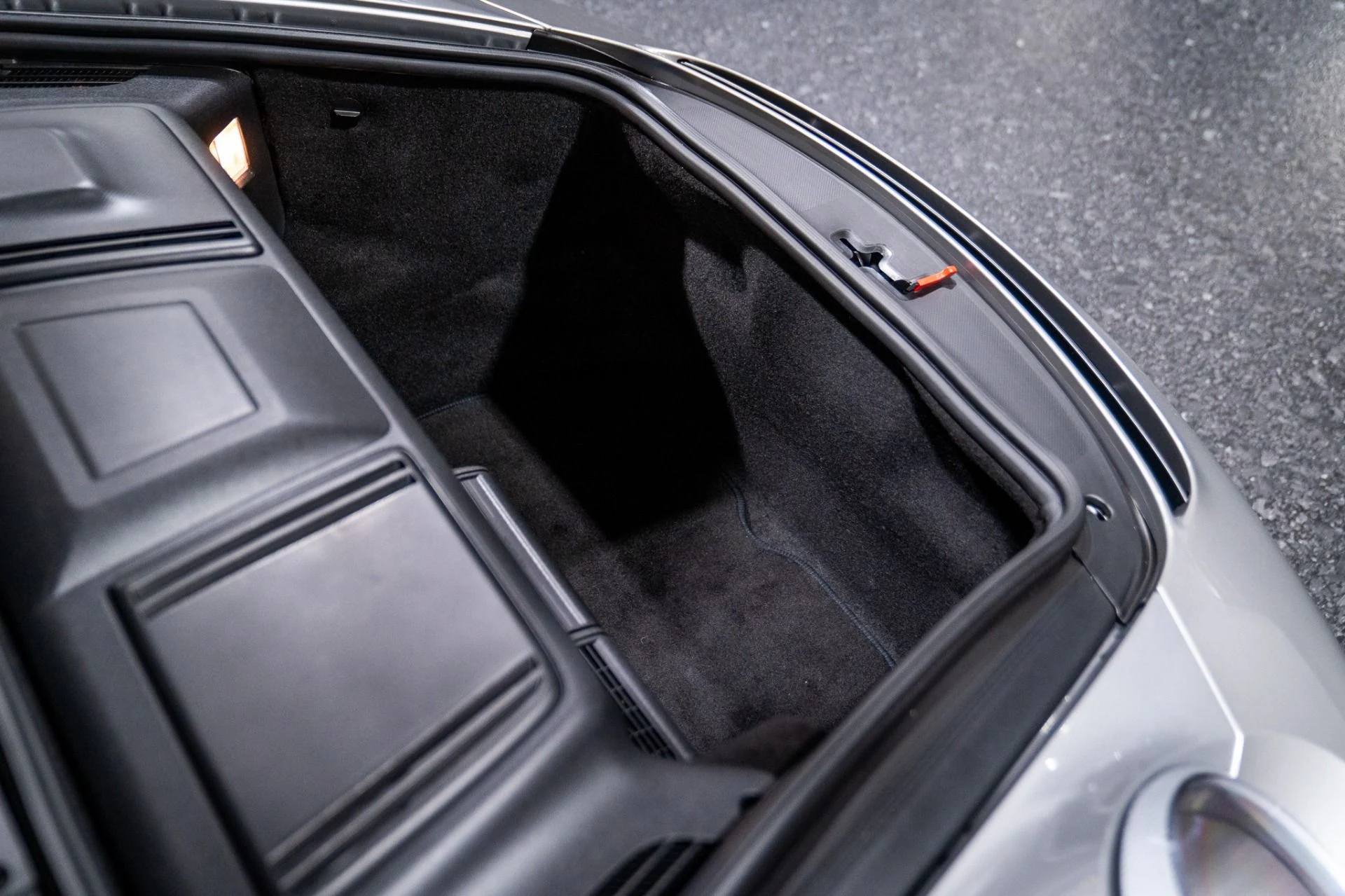 mph033_3431894774_Used_2008_Porsche_911_GT_2_1770188897_bcd1d43e0e