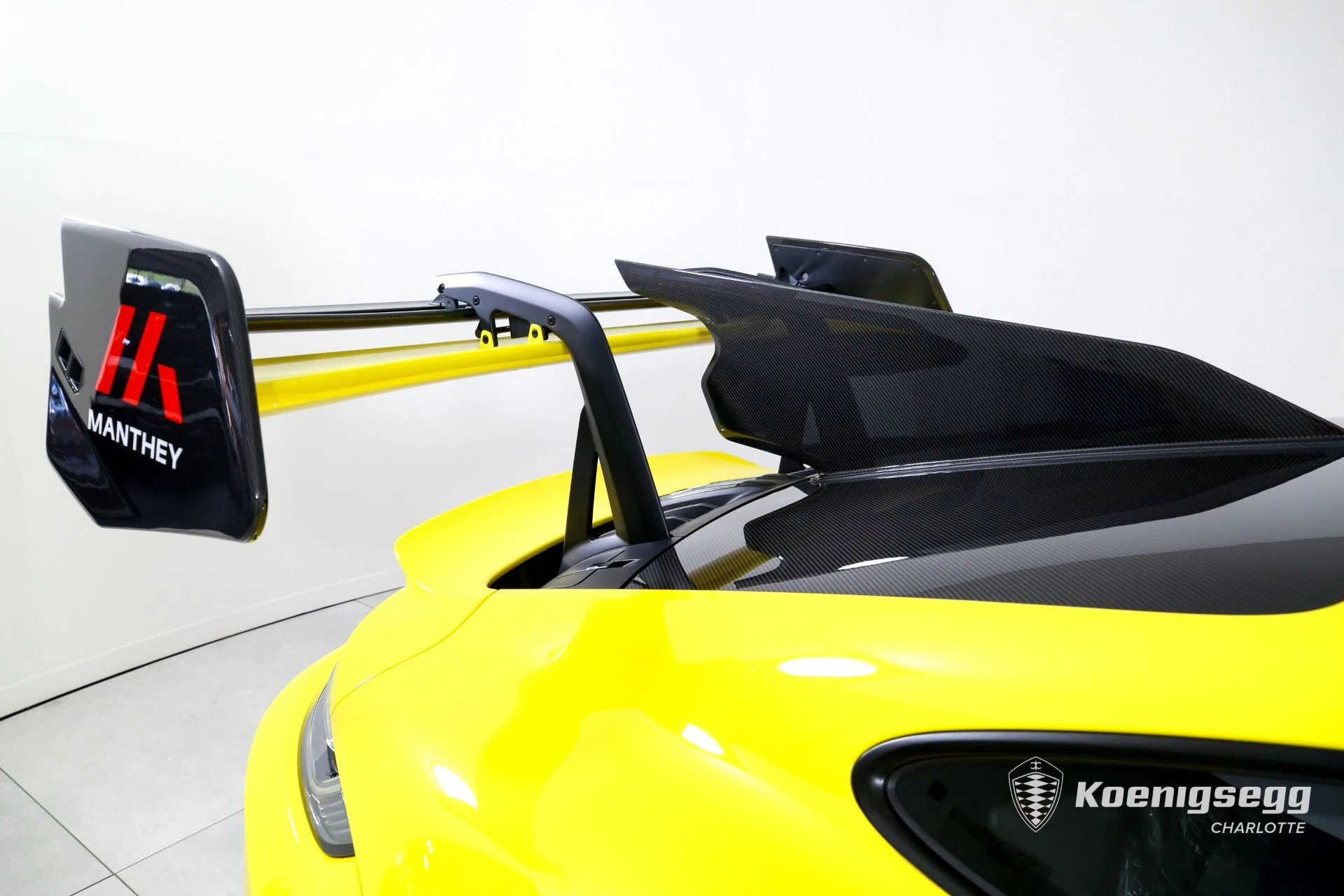 mph033_3442395355_Used_2024_Porsche_911_GT_3_RS_MANTHEY_1774641347_2e2d6d3fbc