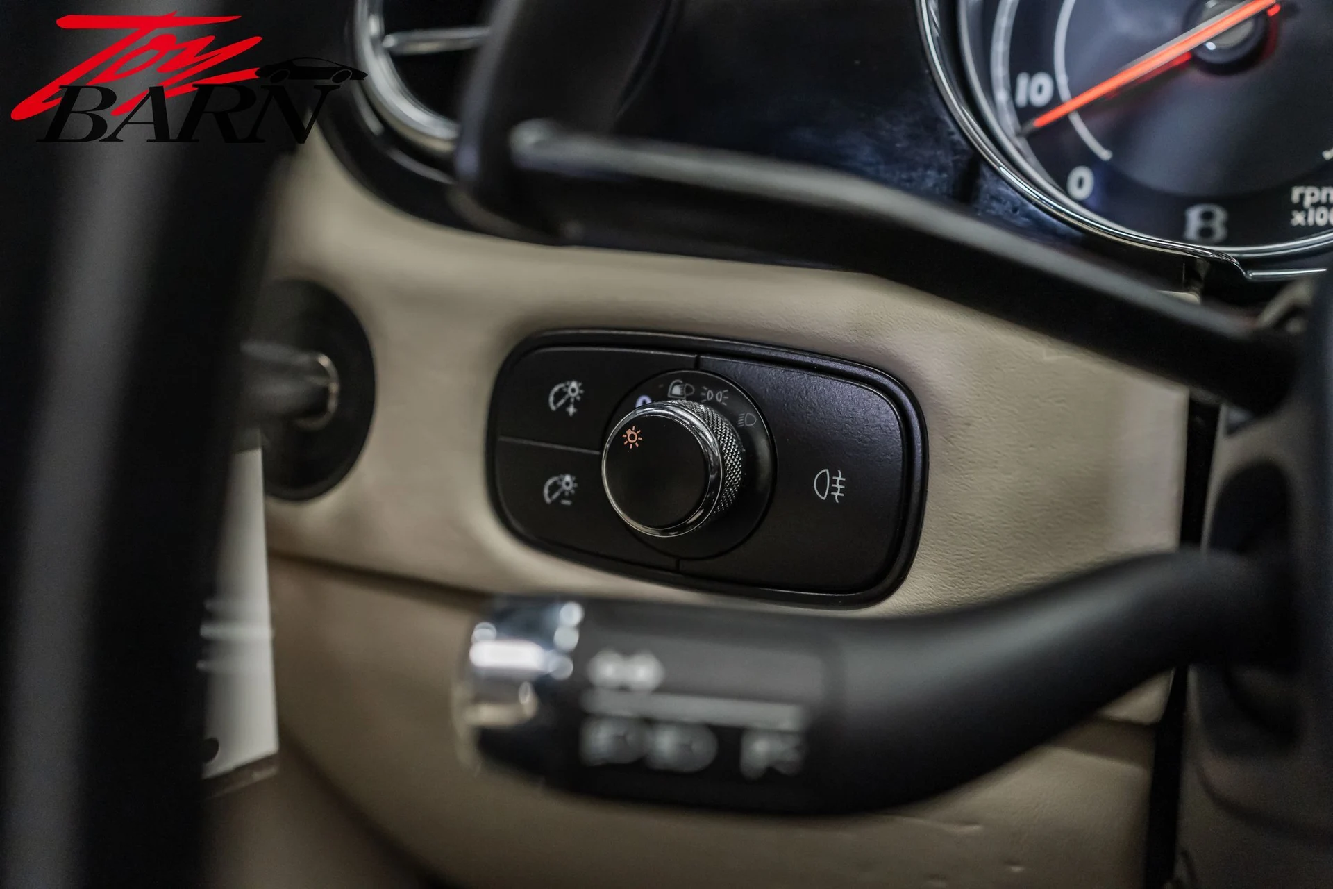 mph033_3445185852_2645e4872bbc1ec2aa26f75635243036x_463bd00009