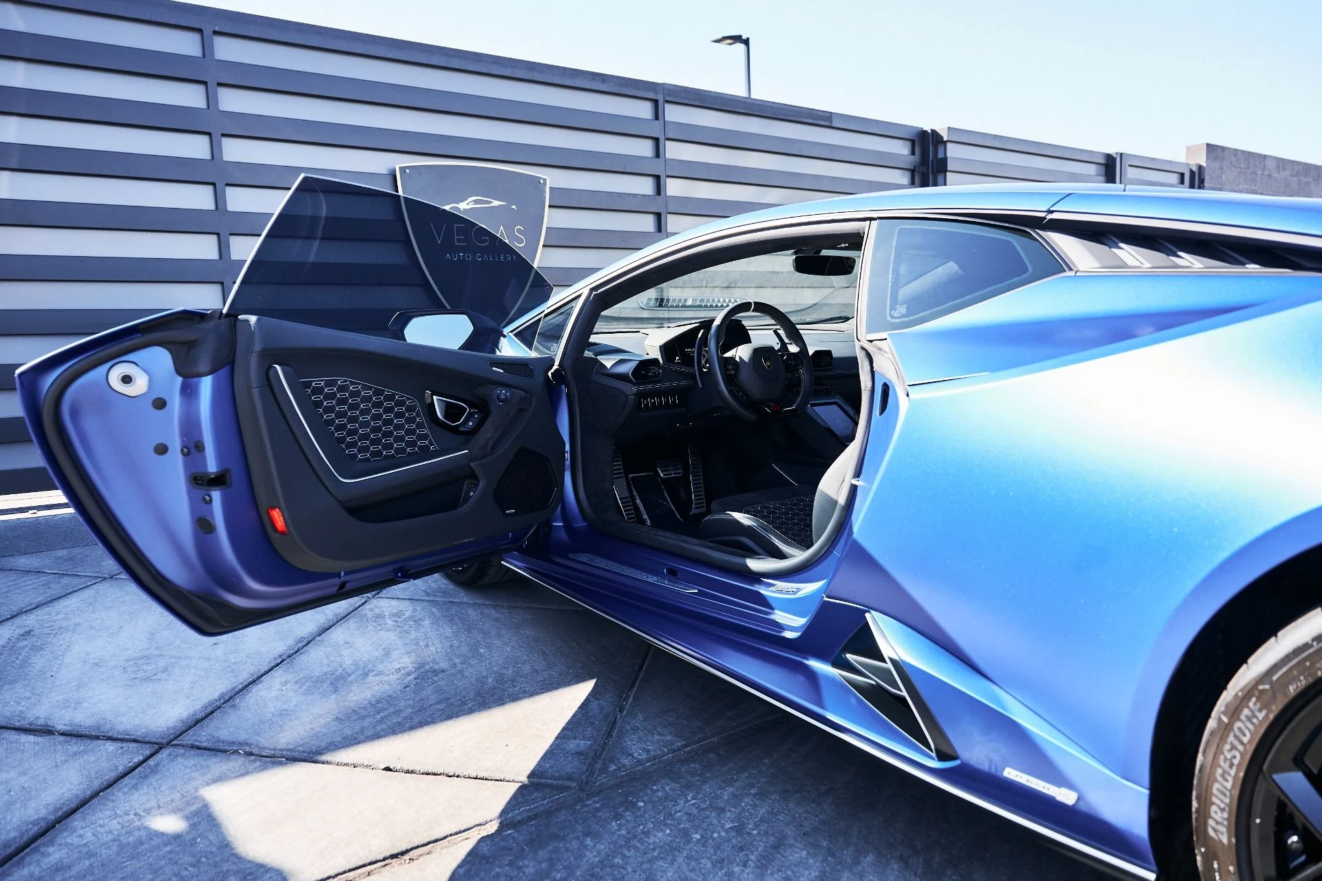 mph033_3457839787_Used_2023_Lamborghini_Huracan_Tecnica_Base_1774403195_9d30b4c24d