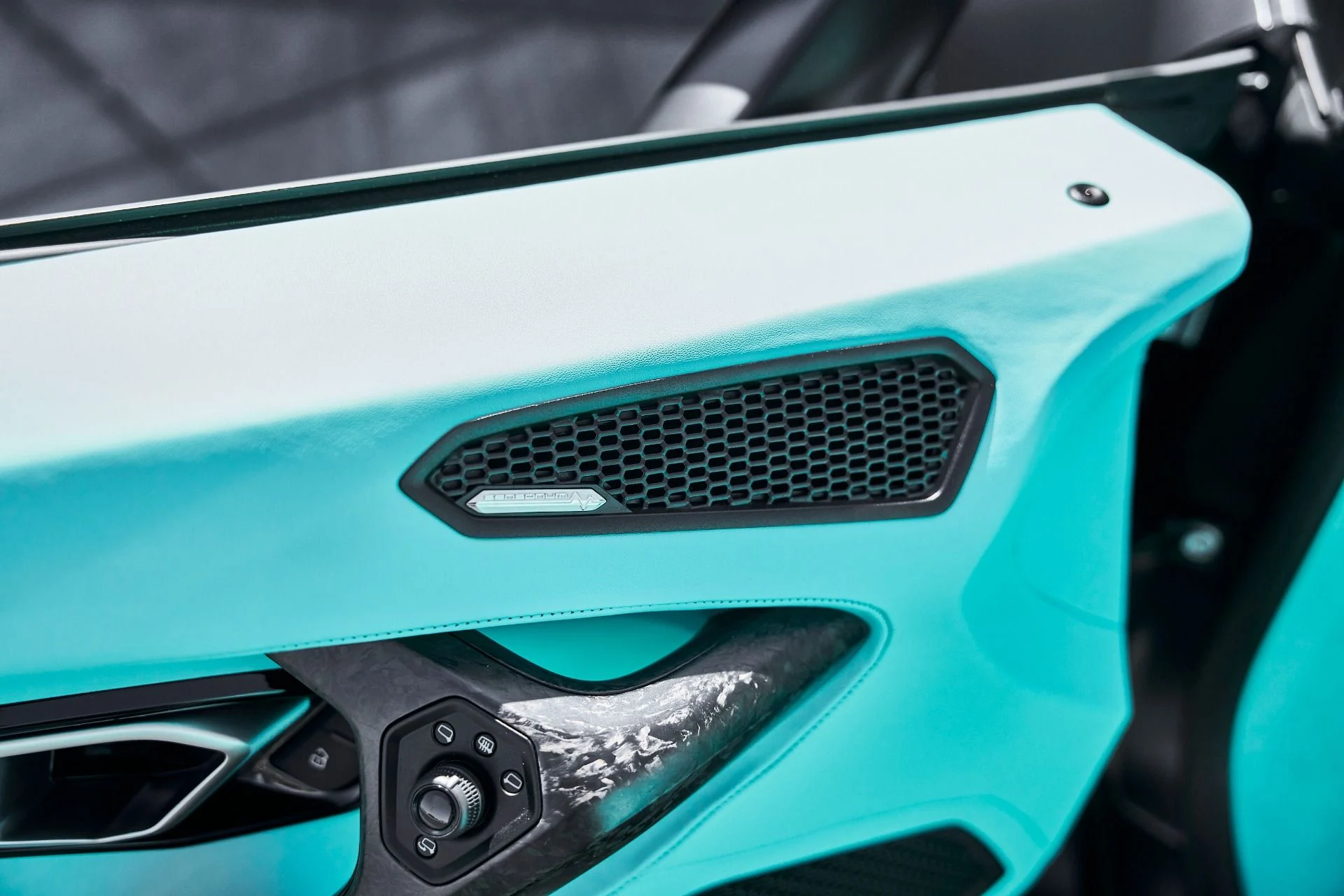 mph033_3462599038_Used_2022_Lamborghini_Huracan_EVO_Base_1779498769_844c3028a1
