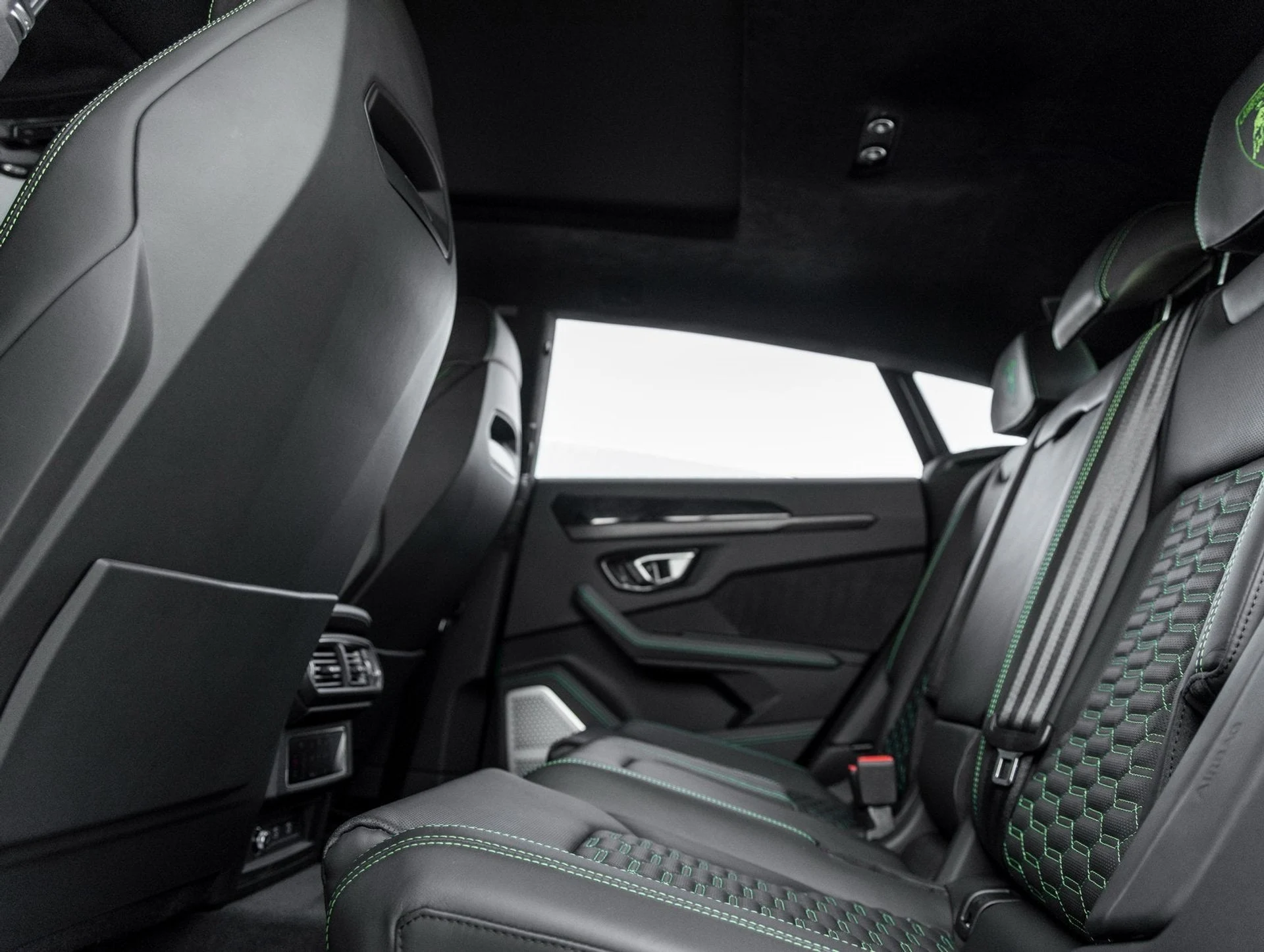 mph033_3465305164_34_59ec940c45