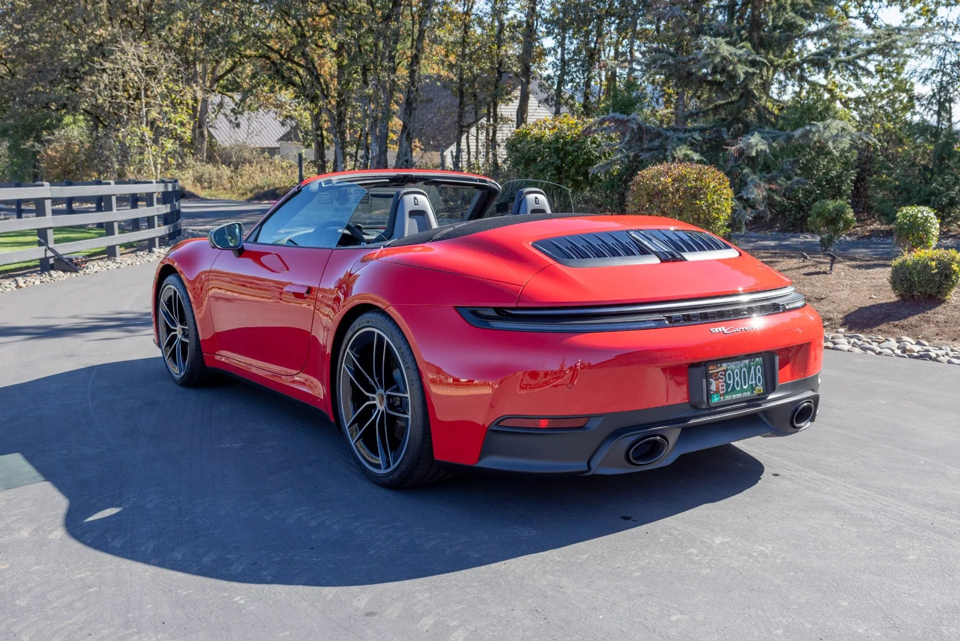 mph033_3468678910_Used_2026_Porsche_911_Carrera_T_1792602087_111d7a17be
