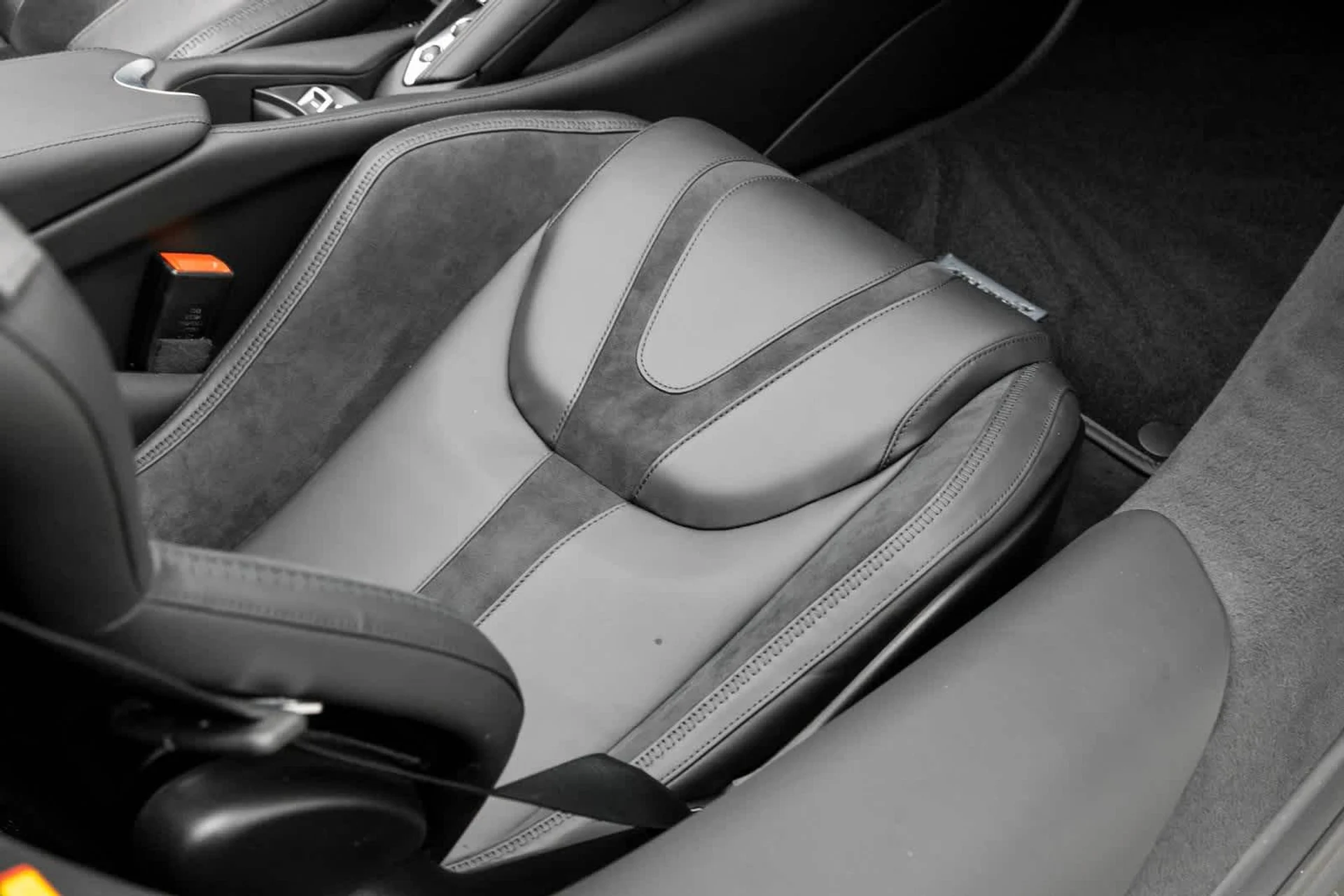 mph033_3477657648_34_66f06360f3