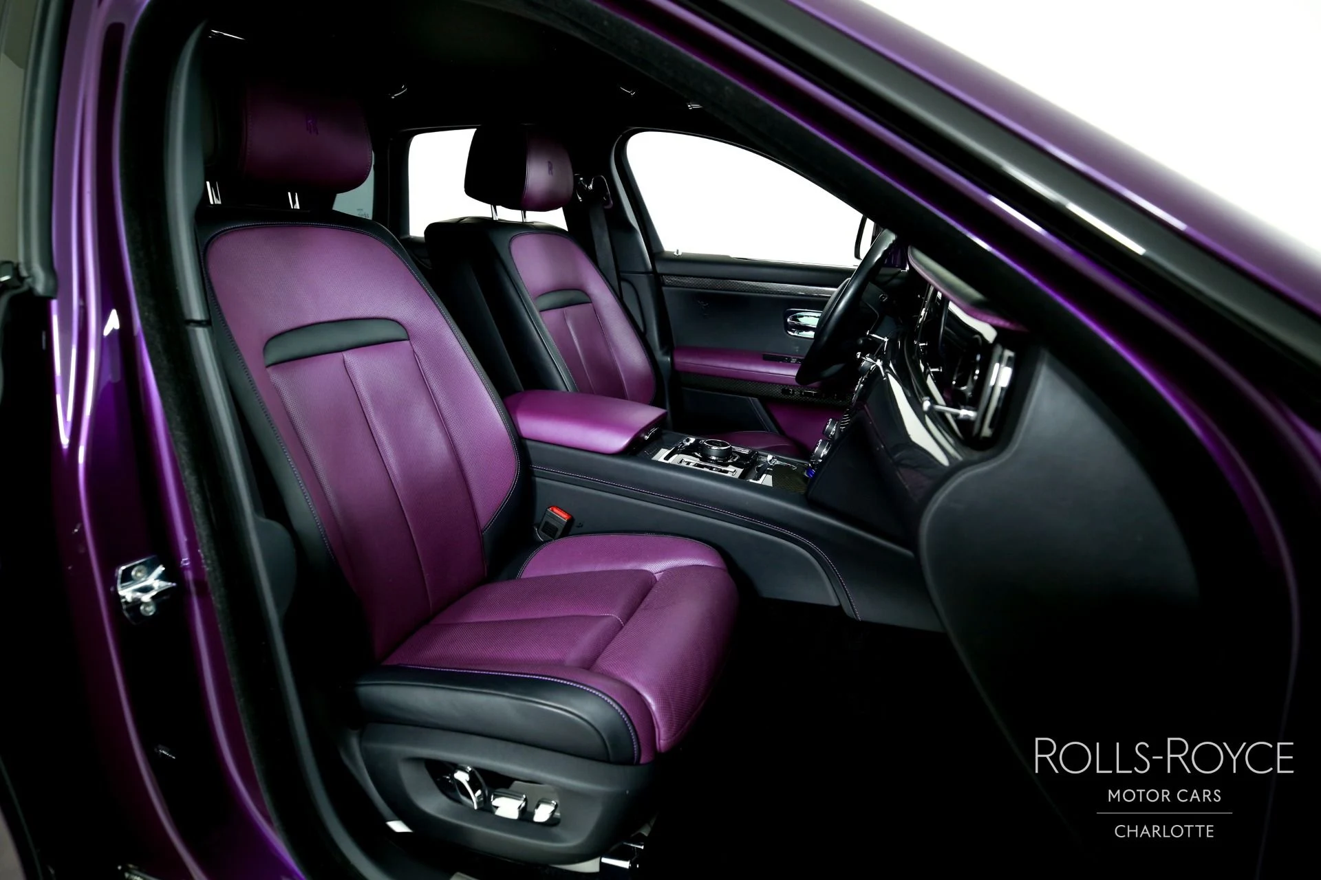 mph033_3479041225_Used_2022_Rolls_Royce_Black_Badge_Ghost_1772490971_3aab9ae040