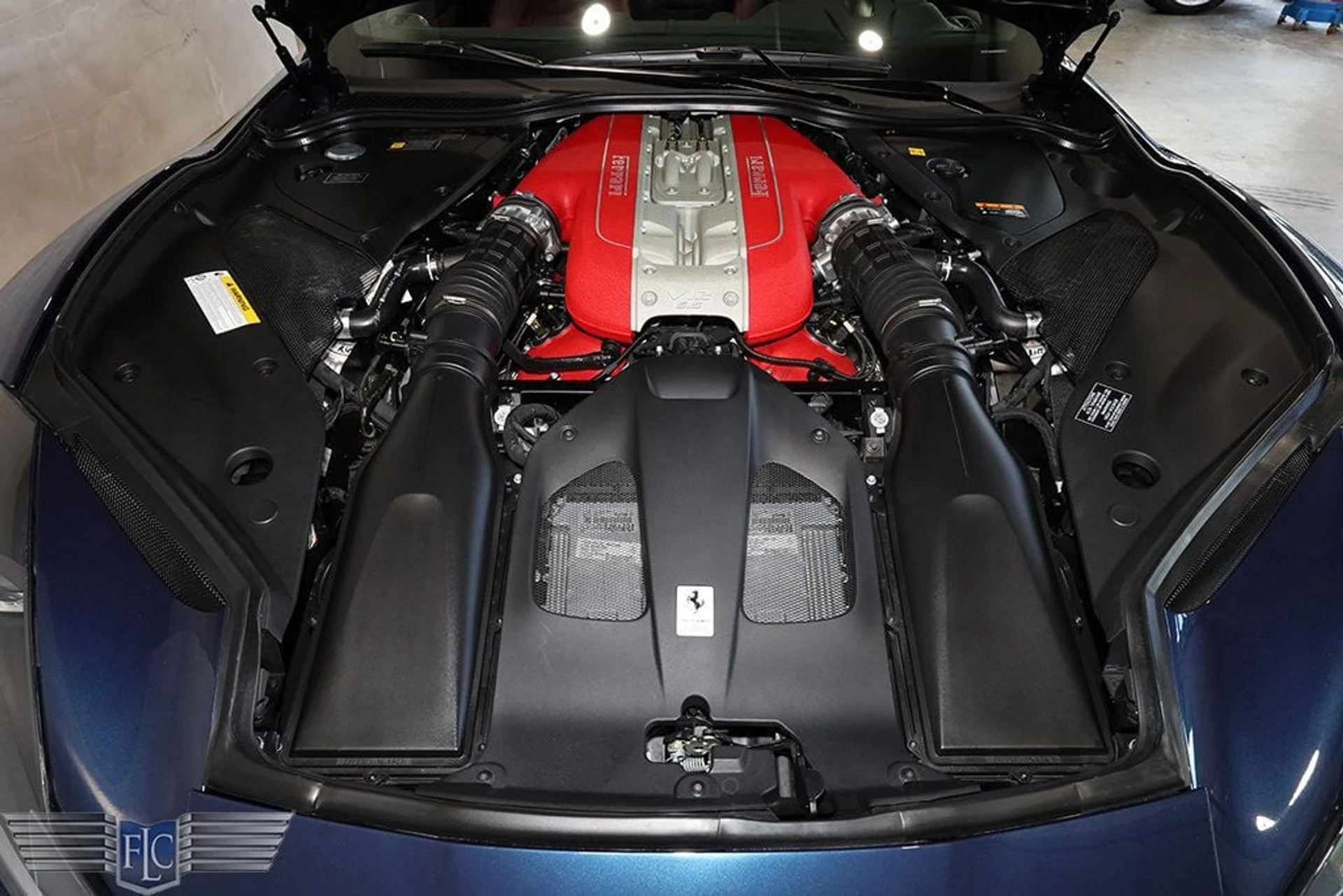 mph033_3486422860_used_2021_ferrari_812_gts_convertible_9689_22993366_34_1024_3788748d12