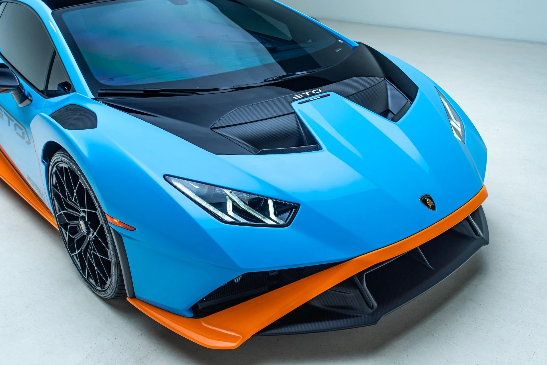 mph033_3491660633_Used_2024_Lamborghini_Huracan_STO_Alpha_10_Twin_Turbo_1786644416_4f9910fb37