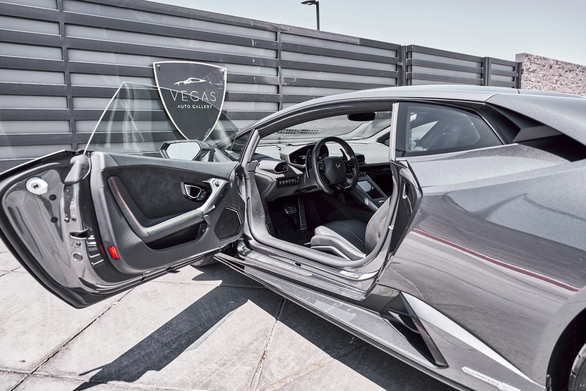 mph033_3494306525_Used_2021_Lamborghini_Huracan_EVO_Base_1780708728_e3969d4c59