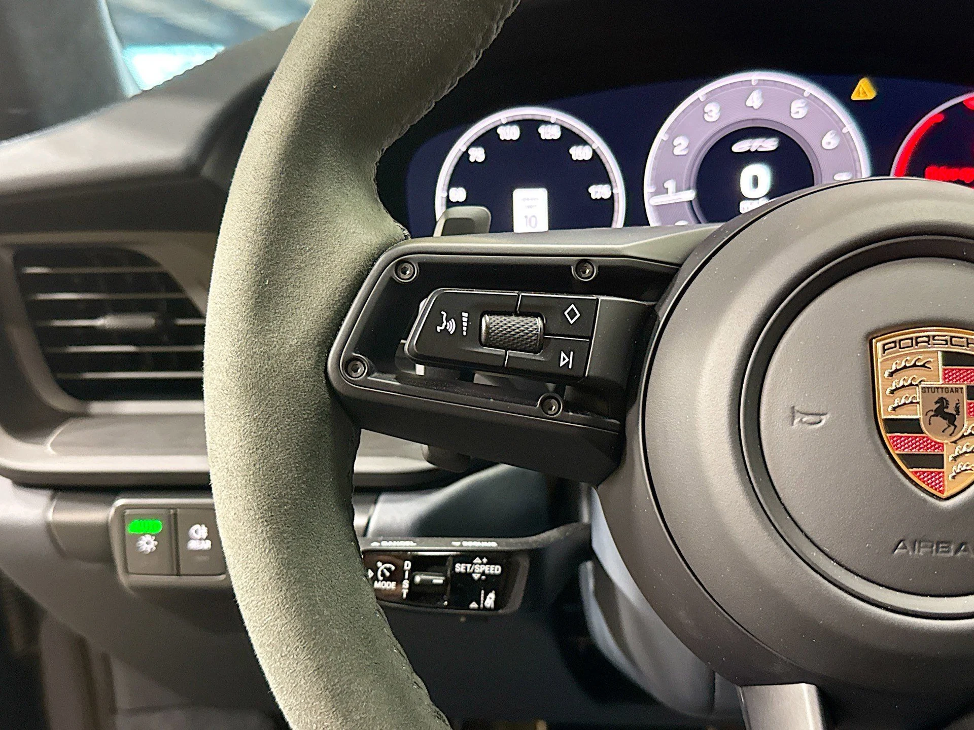 mph033_3502135449_fee925142f1a707cd24080358cdf36e2_16b10366fb