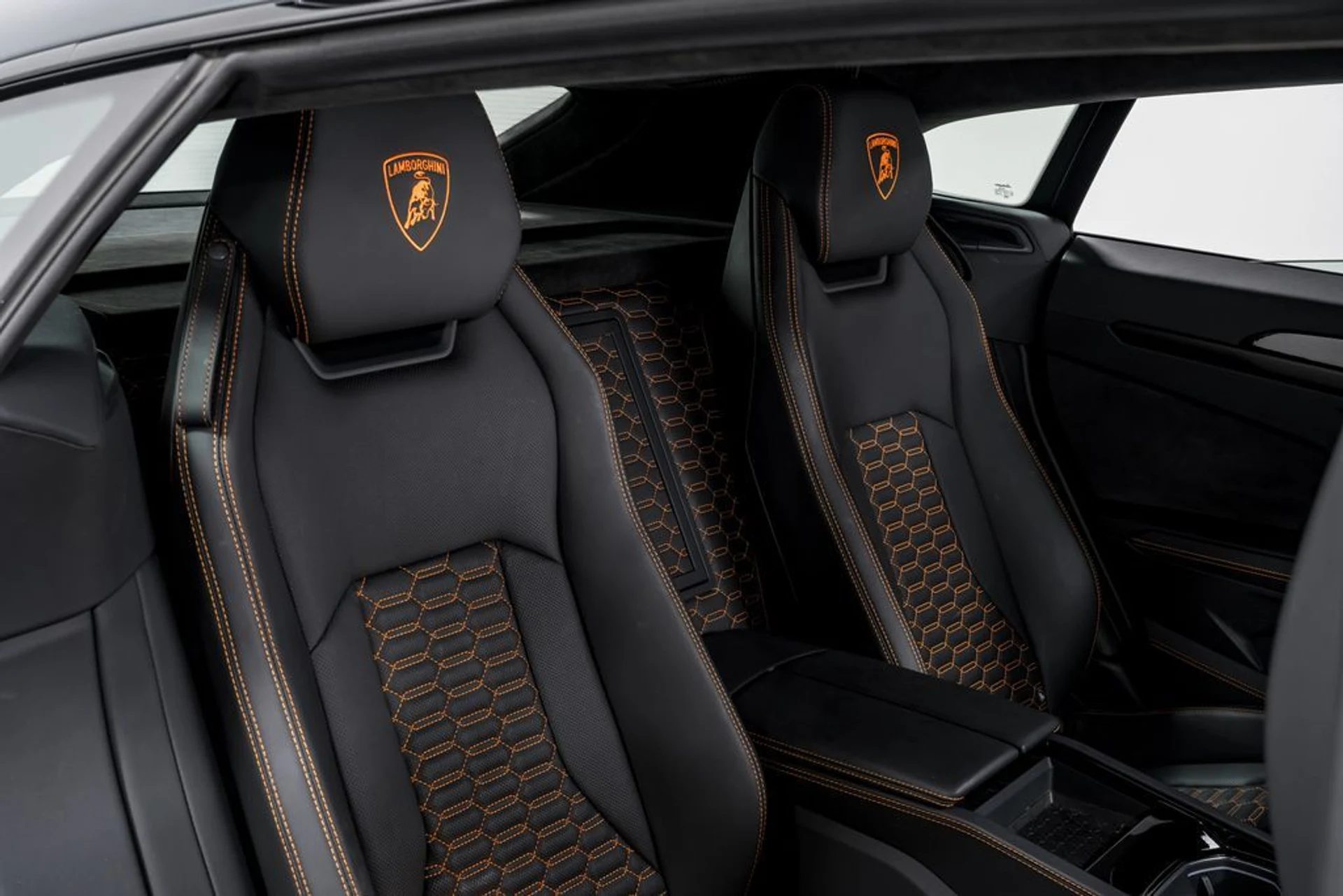 mph033_3504723854_c1ad93b219ee020a1580114416525995x_79624f3294