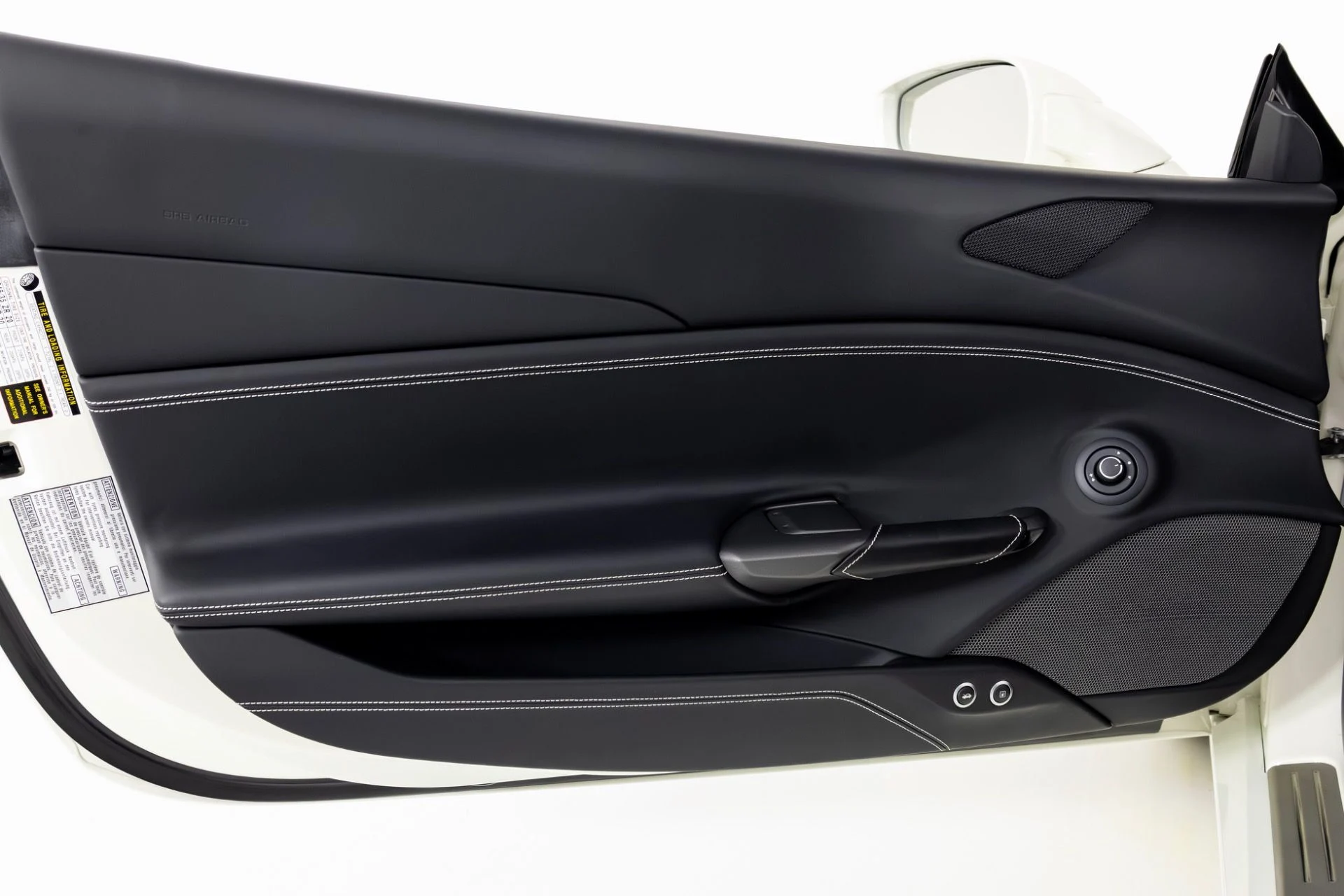 mph033_3506825518_Used_2018_Ferrari_488_Spider_1768934439_22eab3306f