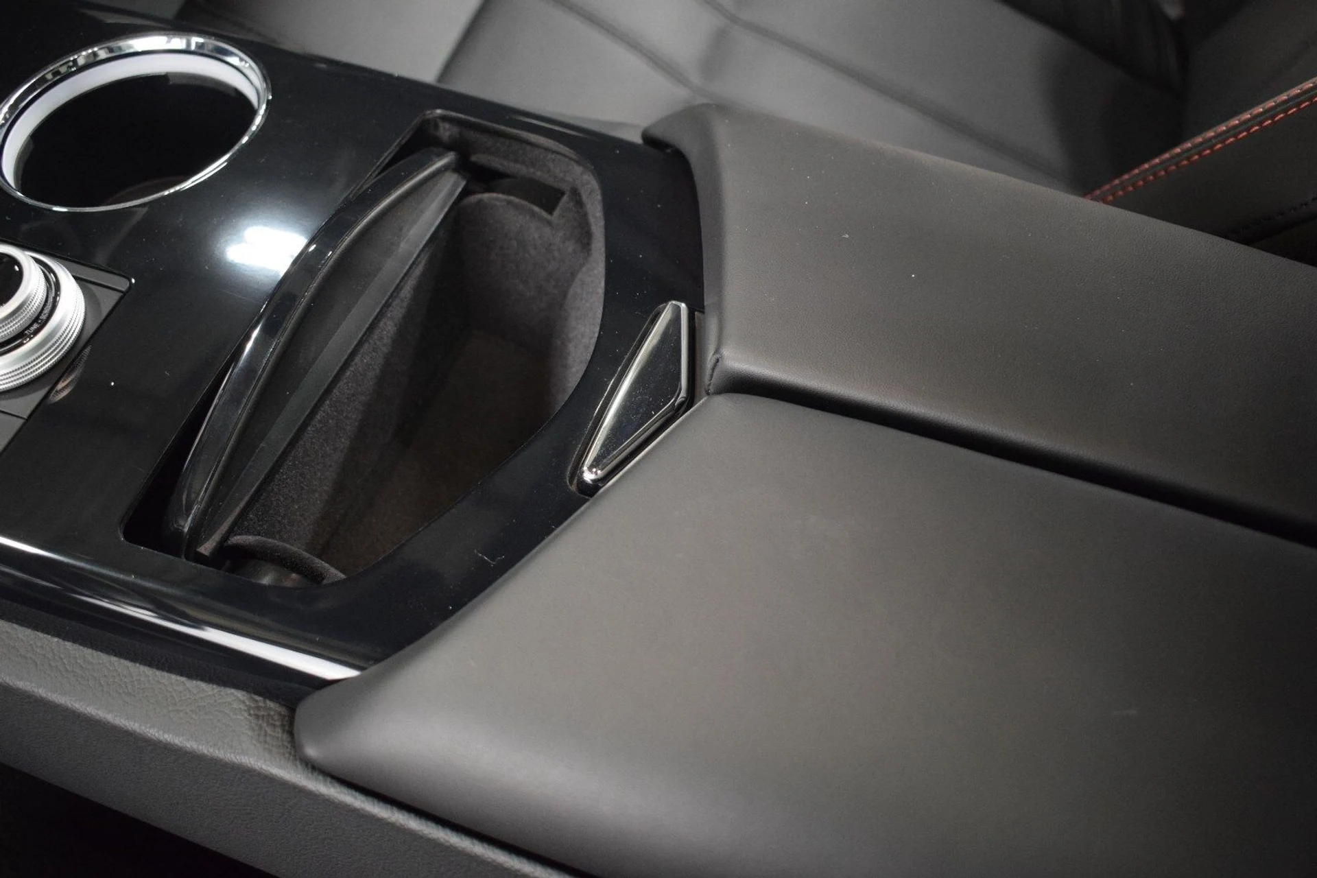 mph033_350828682_23d4b96aa7fc62187cac812447c818b9x_4d96b3048c