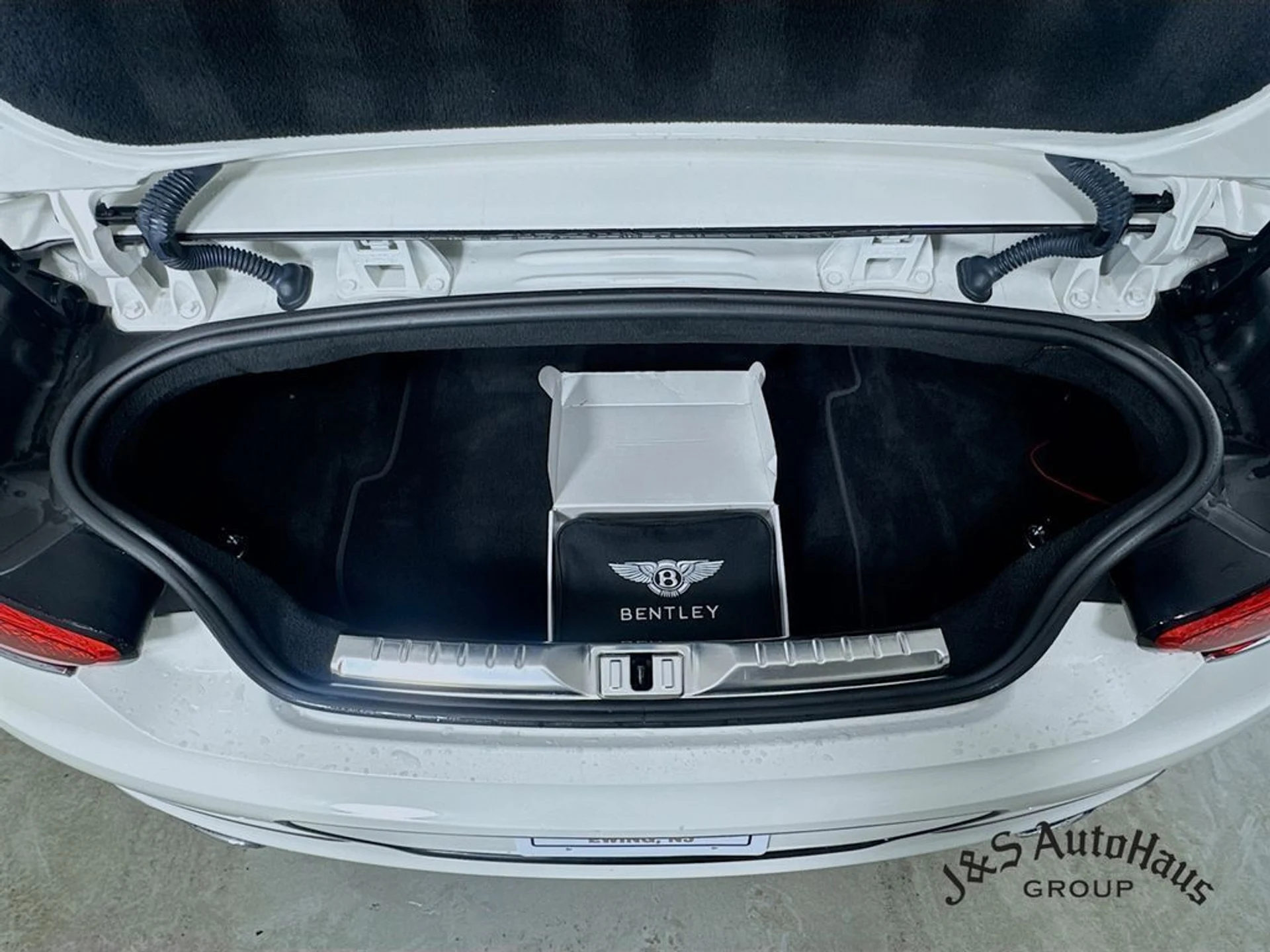 mph033_3510362274_zgl6xecwxpa7u29azafliwfiybvy_89236b1aa9