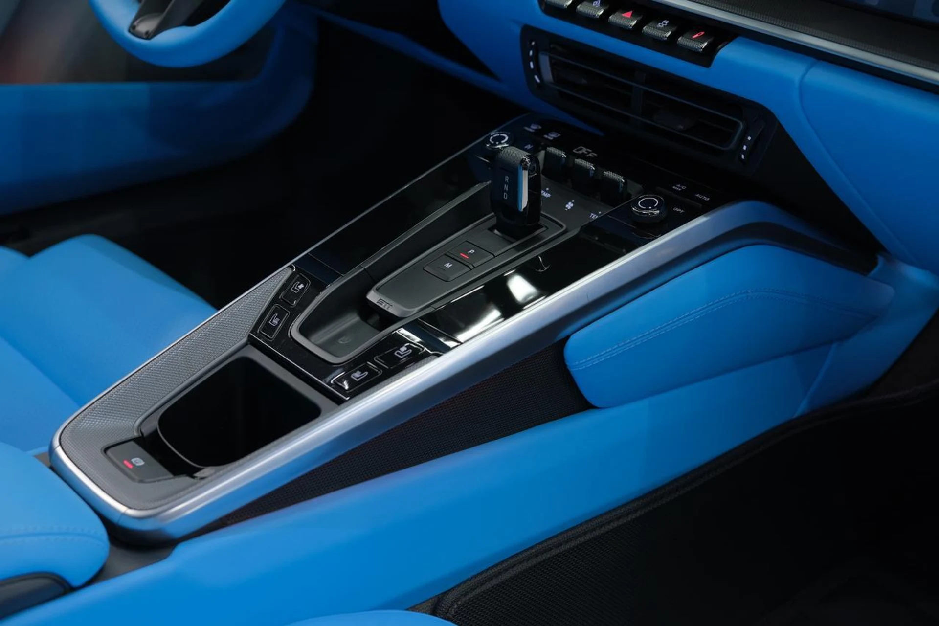 mph033_3510577185_0c3cda285b1570e8d5253d903e3ae045_9b9b5abfc7