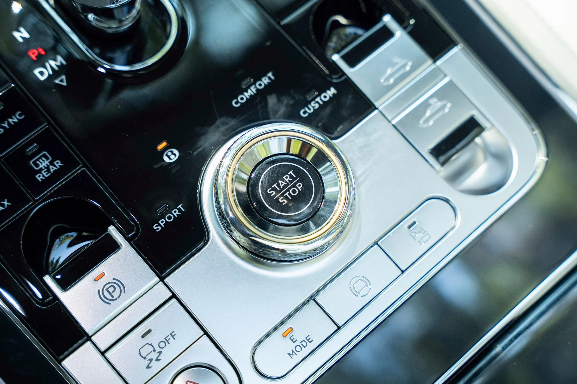 mph033_3527988120_451284868_6954be2e4e73cd9f103f4dfa_fa7823e416