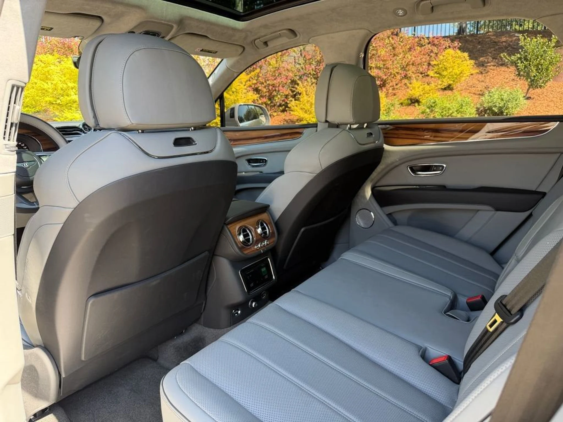 mph033_3531525140_a7f02592bfe54316ac2c376cc86c6293_b806609bab