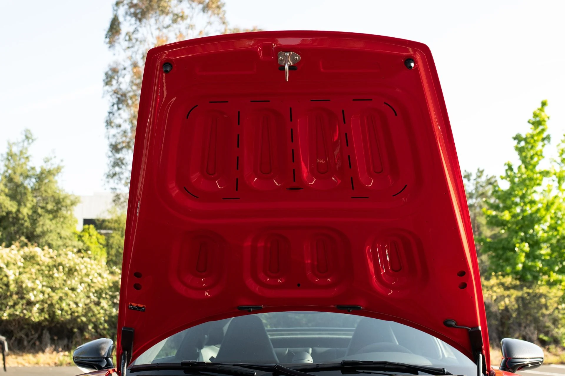 mph033_3531689748_Used_2025_Porsche_911_Carrera_1777913739_418b1ed81a