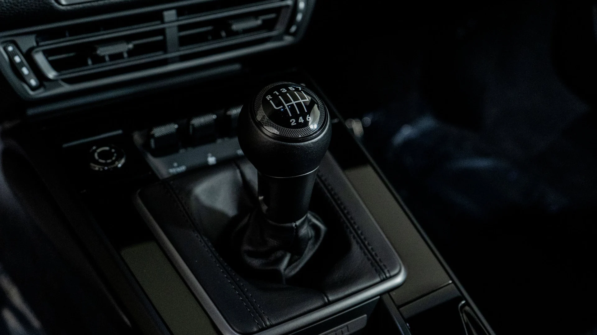 mph033_3531876047_content_homenetiol_com_2001243_2130496_0x0_1375e7feb1834302bbd8922571d95858_b5178b9543