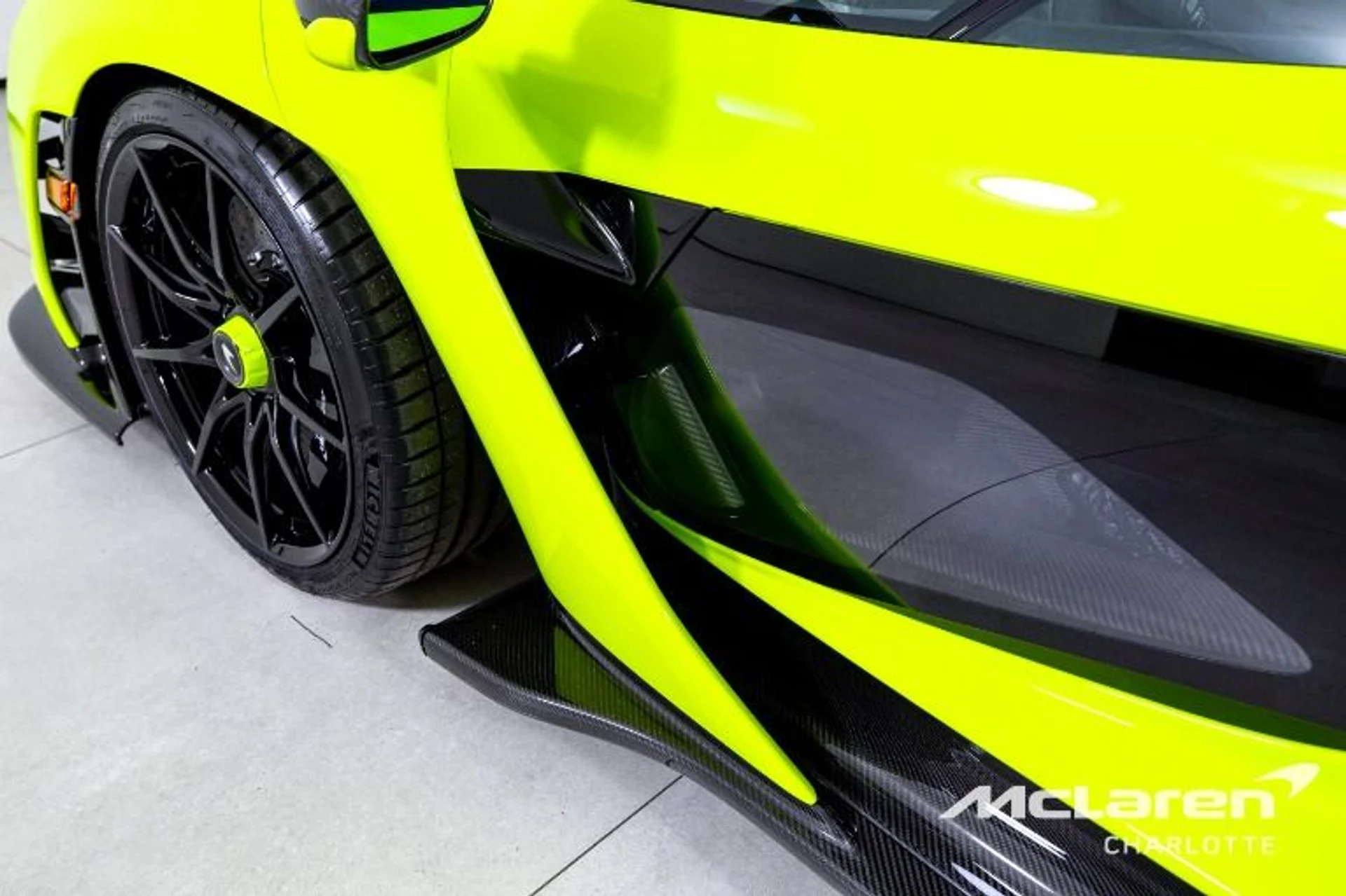 mph033_35351217_Used_2019_Mc_Laren_Senna_5d3c96d13a