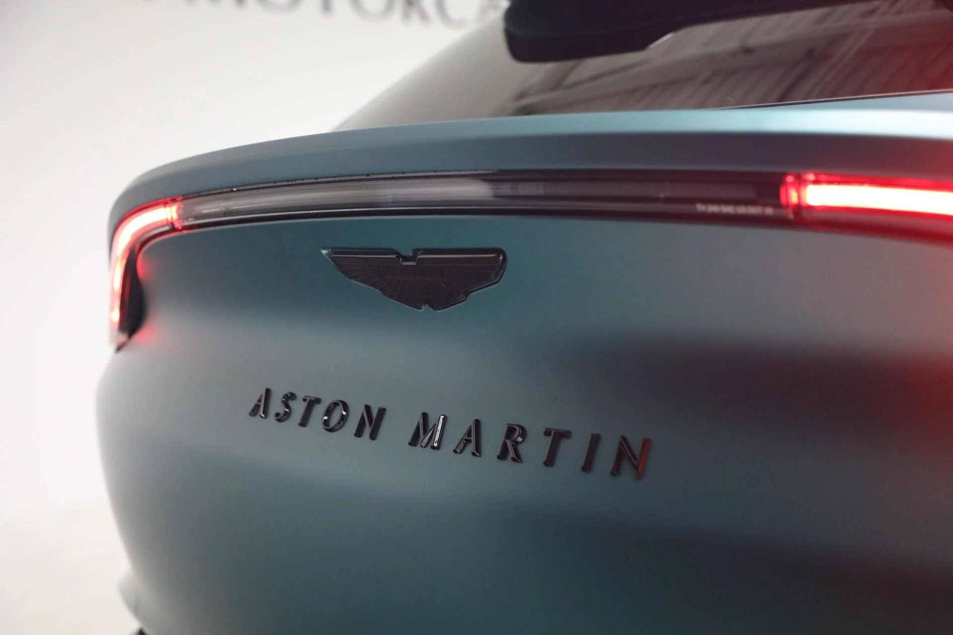 mph033_3545733416_Used_2023_Aston_Martin_DBX_707_1787862886_63f80bbad6