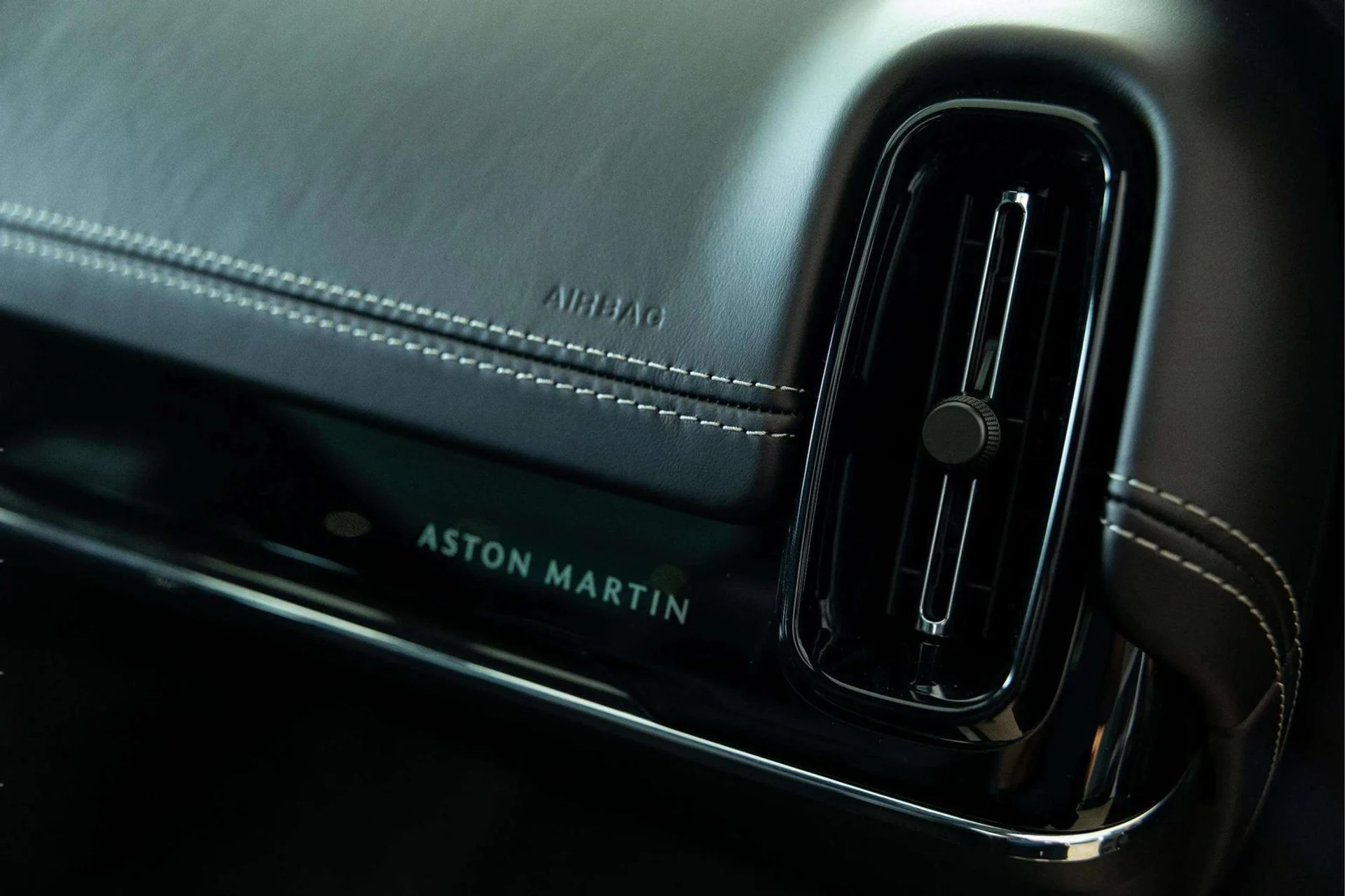 mph033_3560177505_b5a3ea6c_2f87_4b19_9cc0_41a9ae1c79b1_2c294c757b