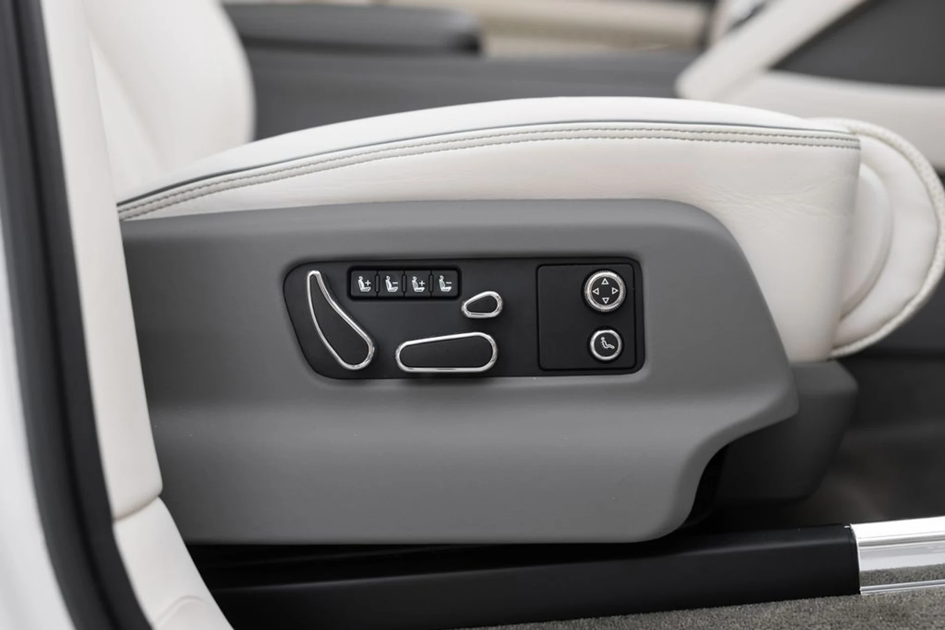 mph033_3575746762_1d3734c67b5aa88756e734d0ad7dbdd7x_719d946e08