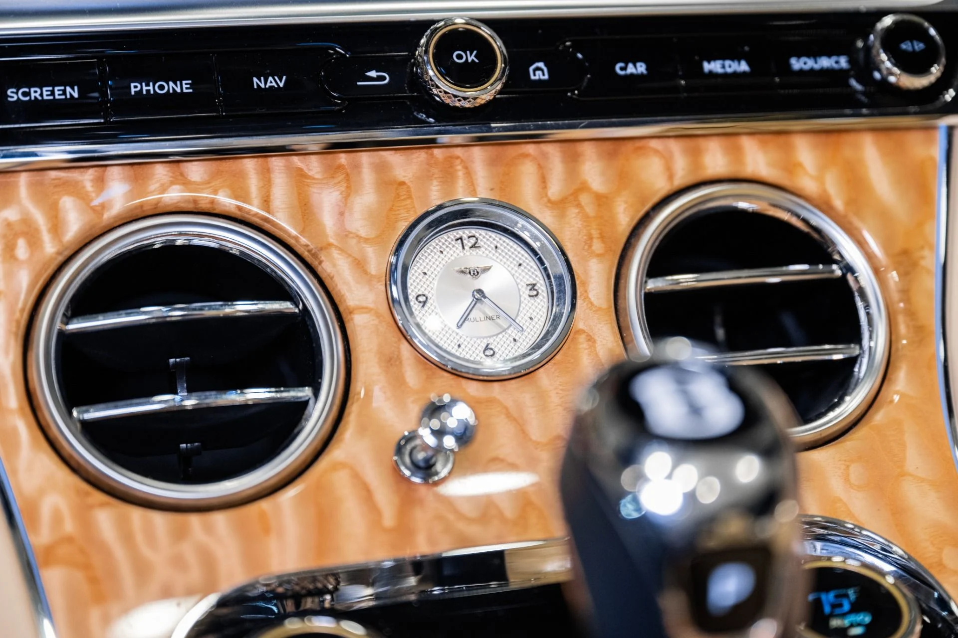 mph033_3582034235_Used_2023_Bentley_Continental_GTC_V8_1772126417_68e94fe504