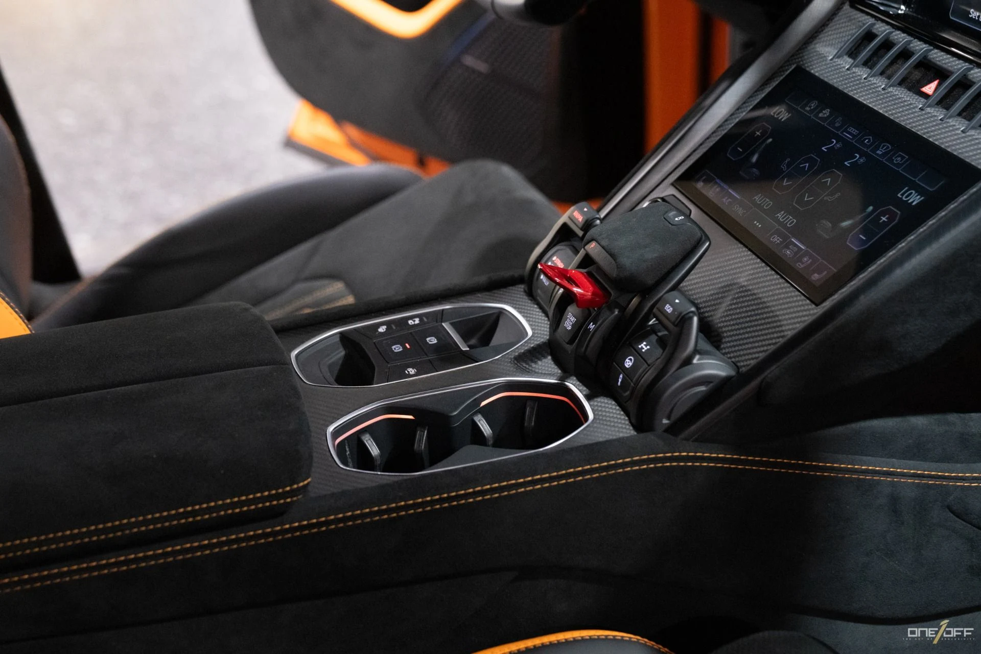 mph033_3592371748_Used_2023_Lamborghini_Urus_Performante_in_Arancio_Borealis_350_K_MSRP_Exposed_Carbon_Hood_1754940497_7e7b27db53