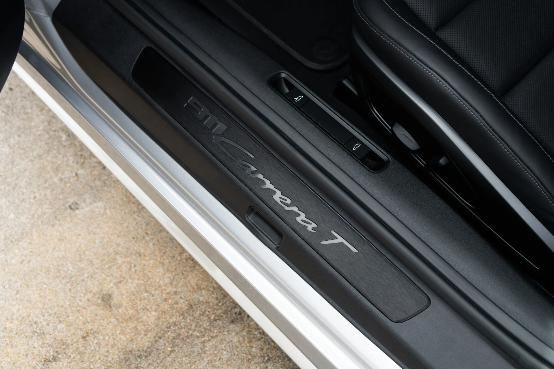 mph033_3593071937_Used_2023_Porsche_911_Carrera_T_1771453746_235161ae86