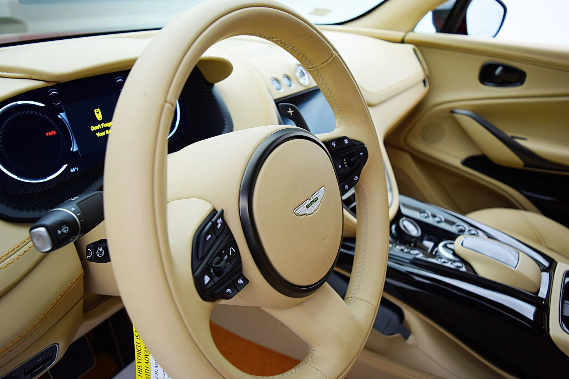 mph033_3598378458_Used_2023_Aston_Martin_DBX_707_93690415ee