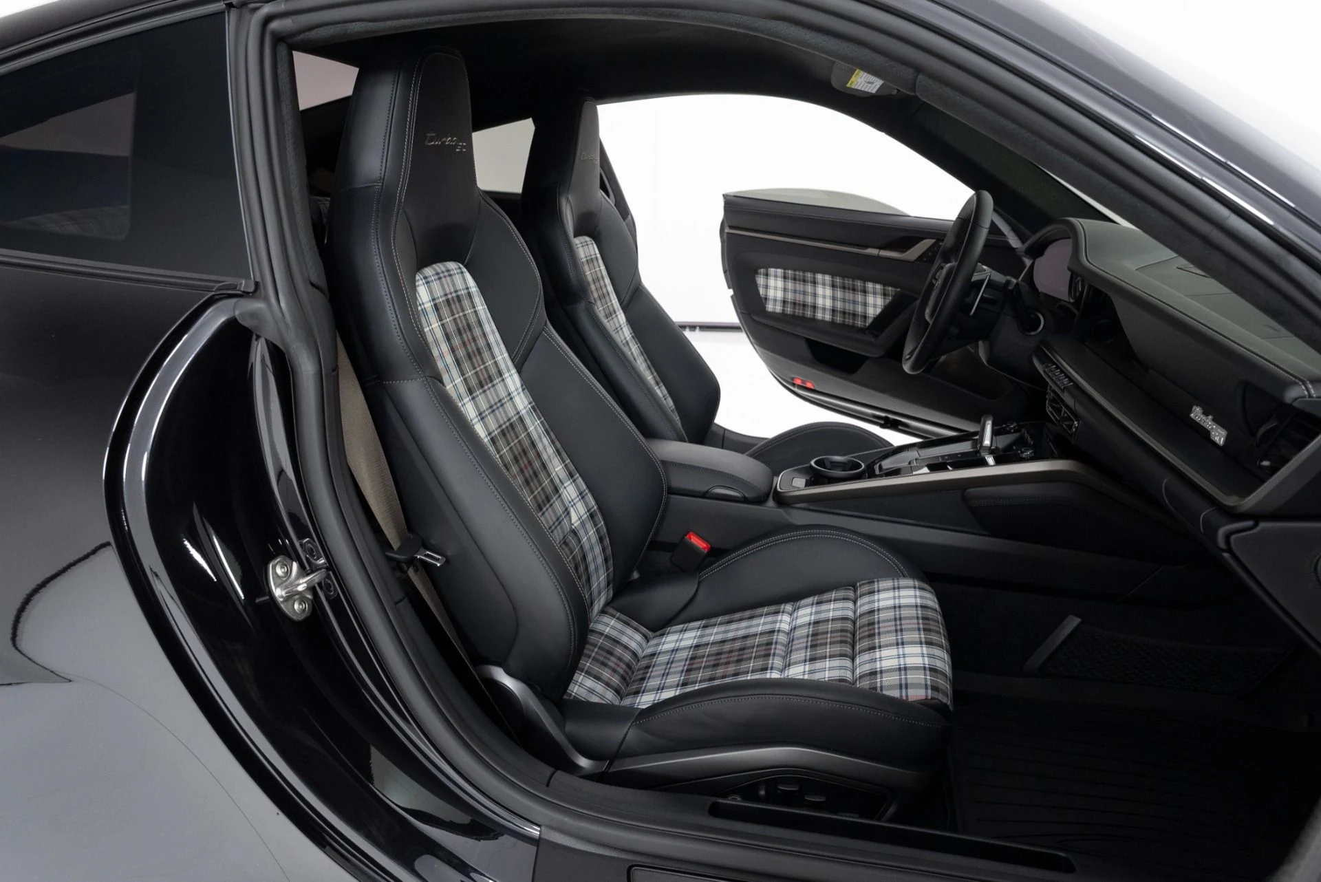 mph033_3601838836_Used_2025_Porsche_911_Turbo_50_Years_1743008878_12adfc077d