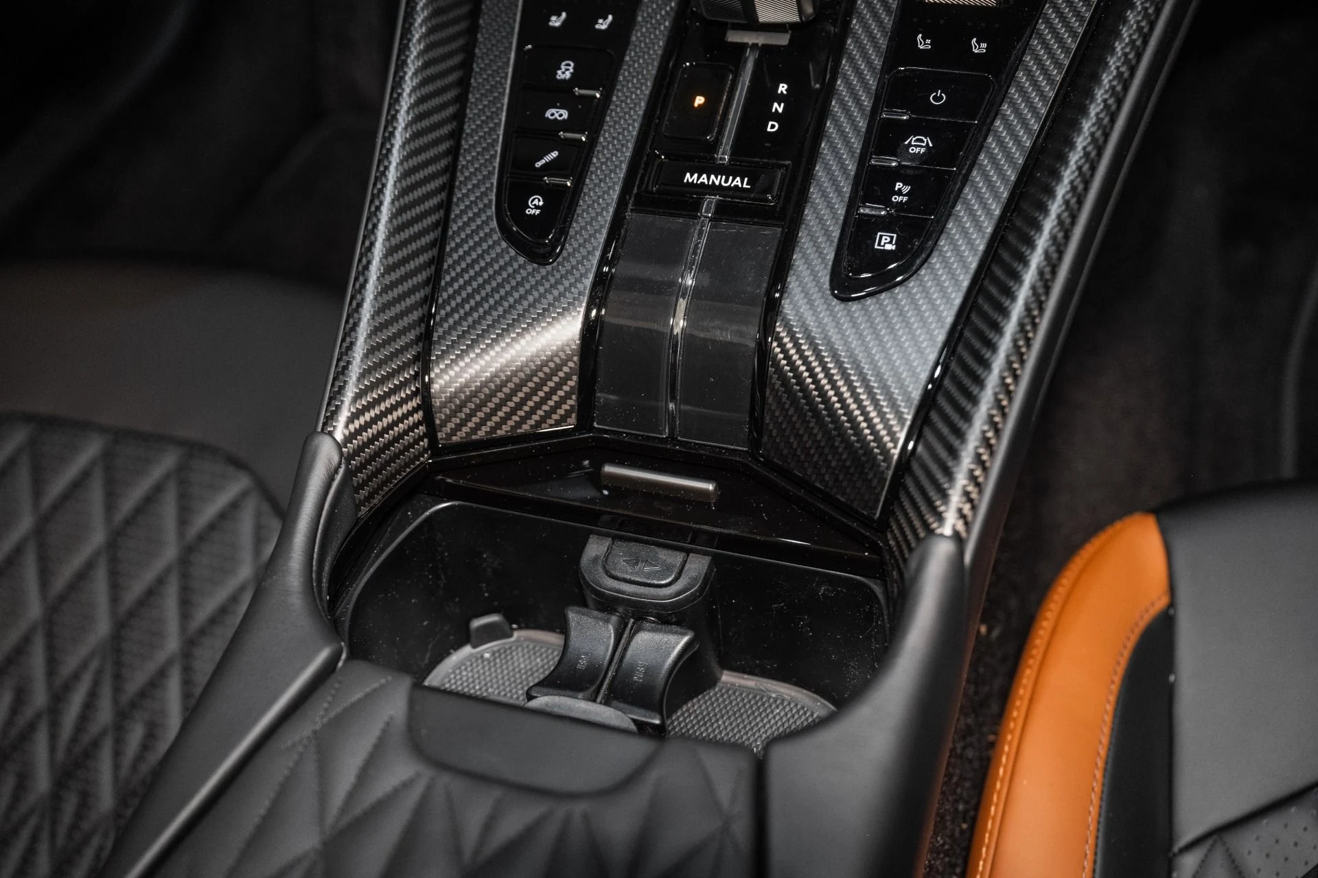 mph033_360208107_Used_2025_Aston_Martin_DB_12_Coupe_1742566094_33107c7781