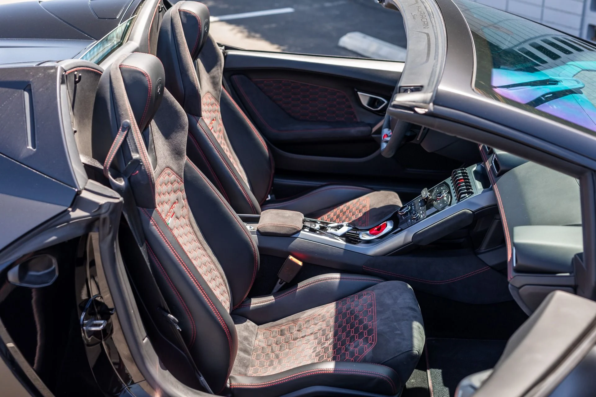 mph033_3610815784_Used_2018_Lamborghini_Huracan_LP_580_2_Spyder_1775682298_744c5854d7