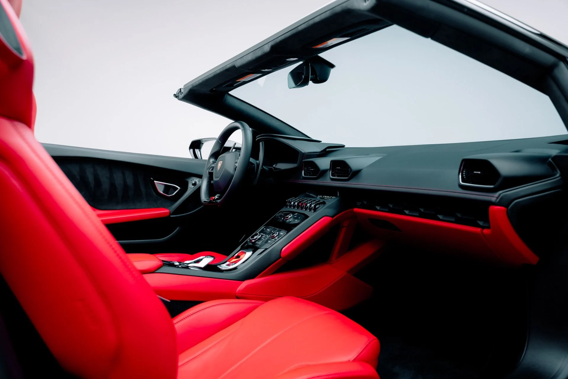 mph033_3611578153_Used_2019_Lamborghini_Huracan_LP_580_2_Spyder_1763507763_c05ab6534b