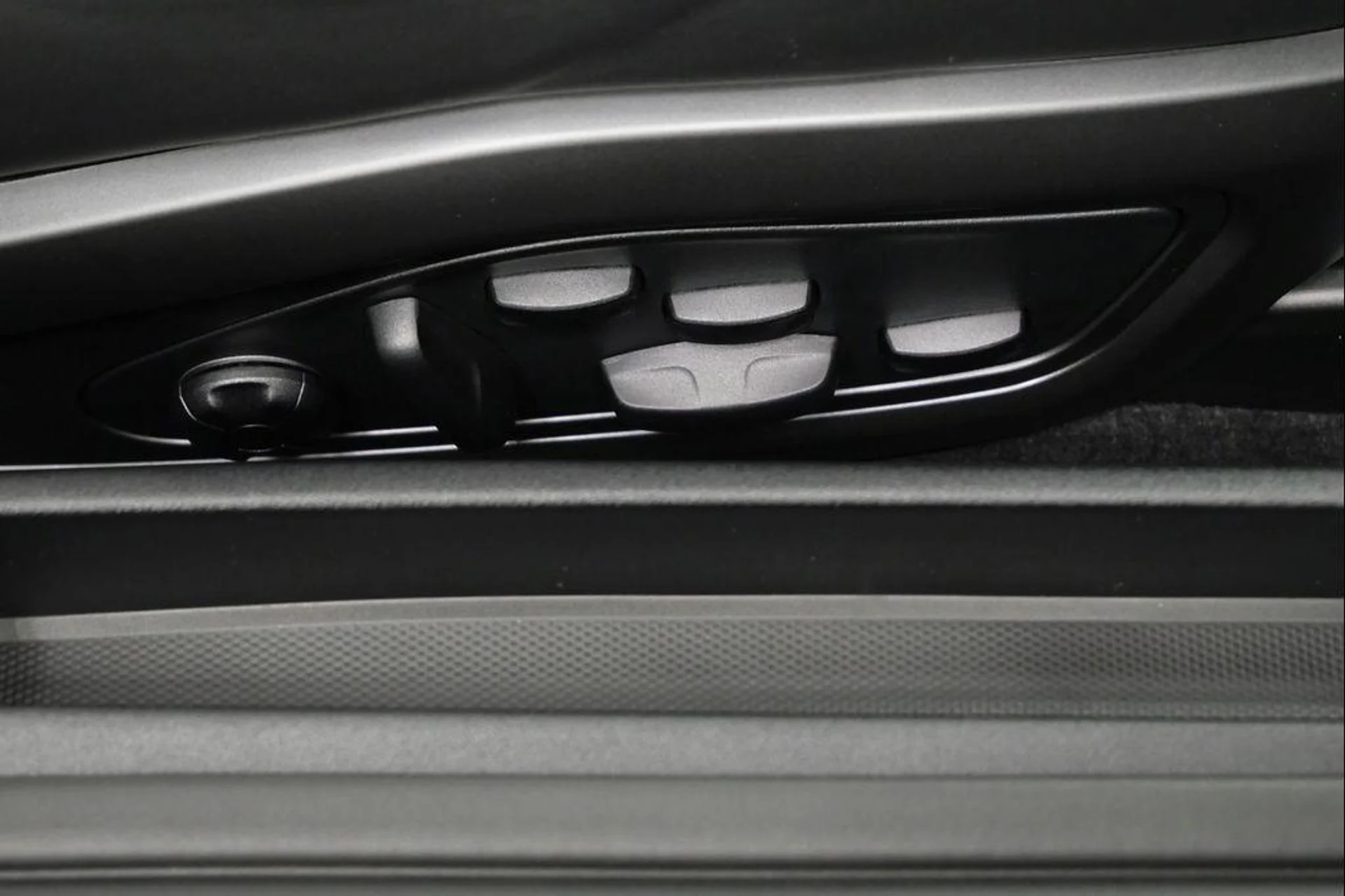 mph033_3613101879_Nj_W_Kbp_T_NOC_3wlp_X5_NO_3p_Gn_QL_4_26e6b11cad