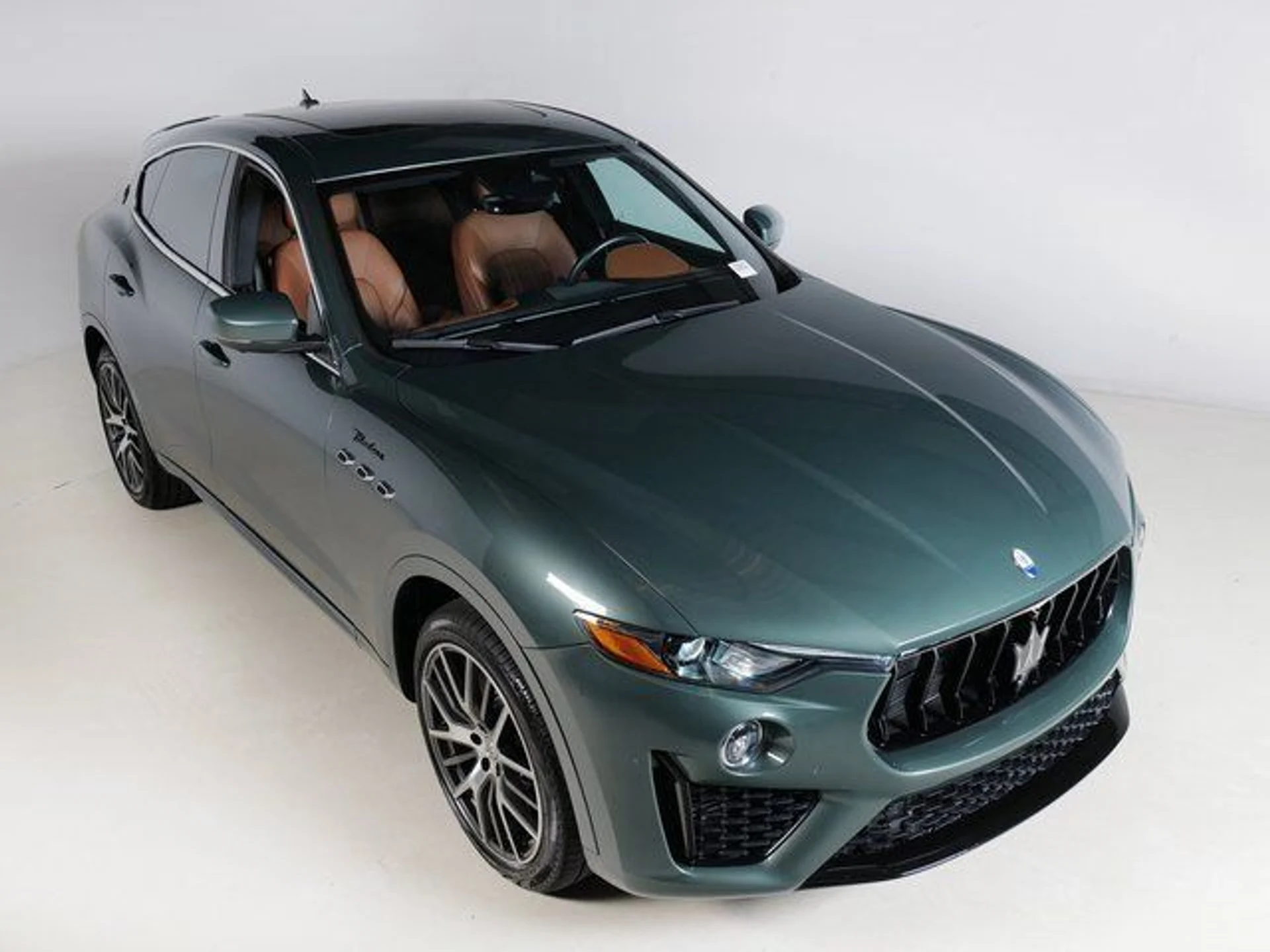 mph033_3613818145_af4d4143715ab44a58263f4762e4eda3_da9d744912