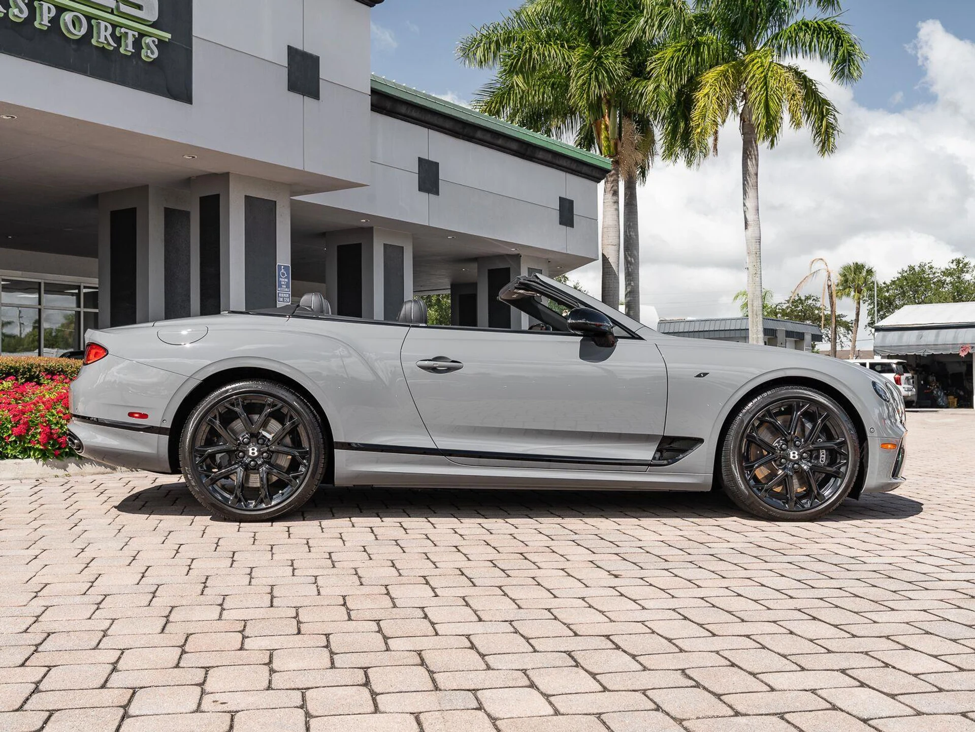 mph033_3616345079_Used_2023_Bentley_Continental_GTC_S_V8_1793214134_ec16c99774